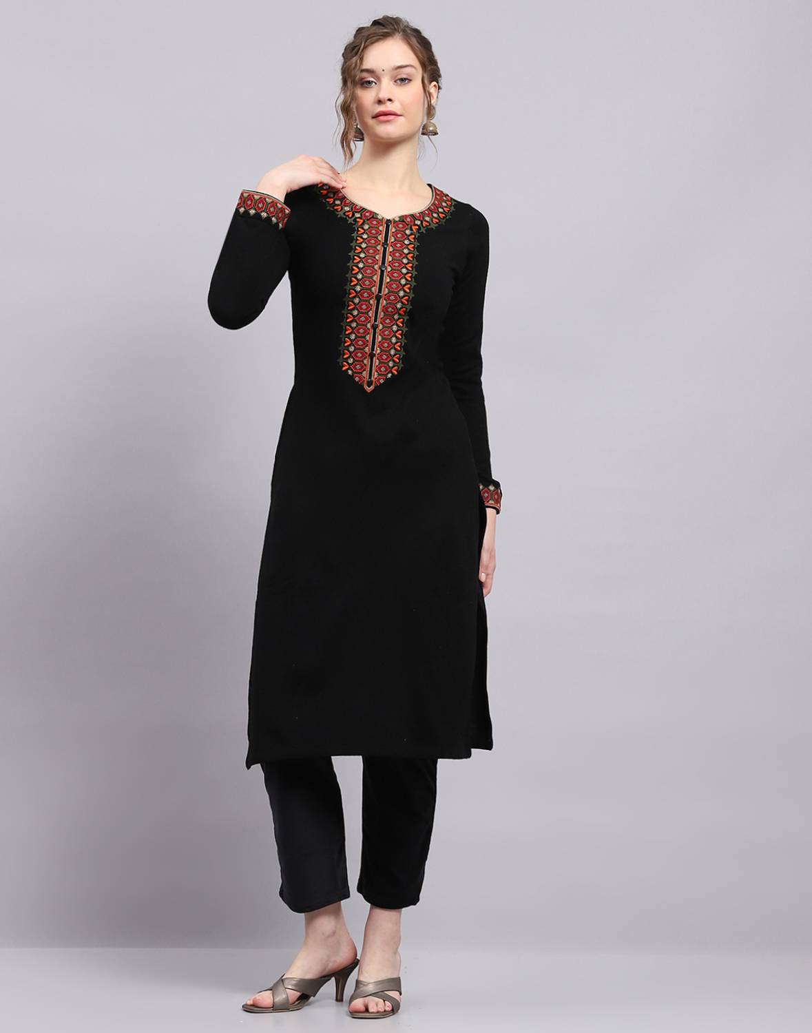 MONTE CARLO Women Printed Wool Straight Kurta (Black)
