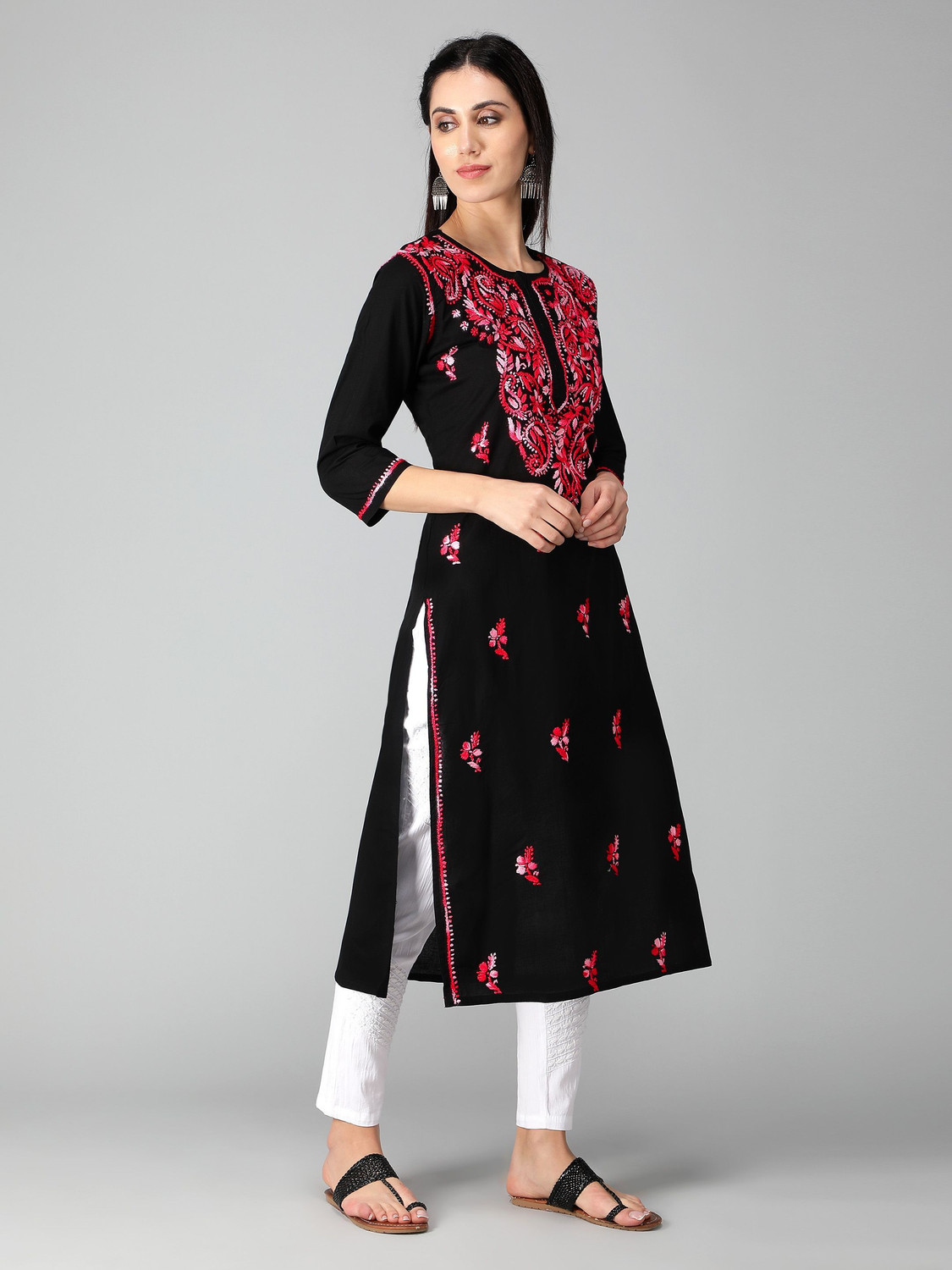 Image of Seva Chikan Women Chikan Embroidery, Embroidered, Paisley, Solid Straight Kurta