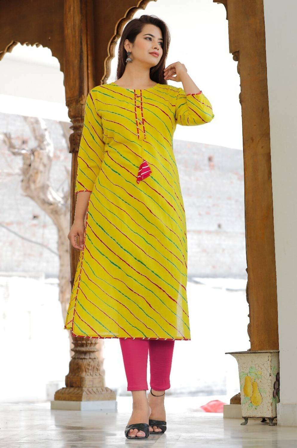 Dodiva Fashion Women Leheriya Pure Cotton Straight Kurta (Yellow)