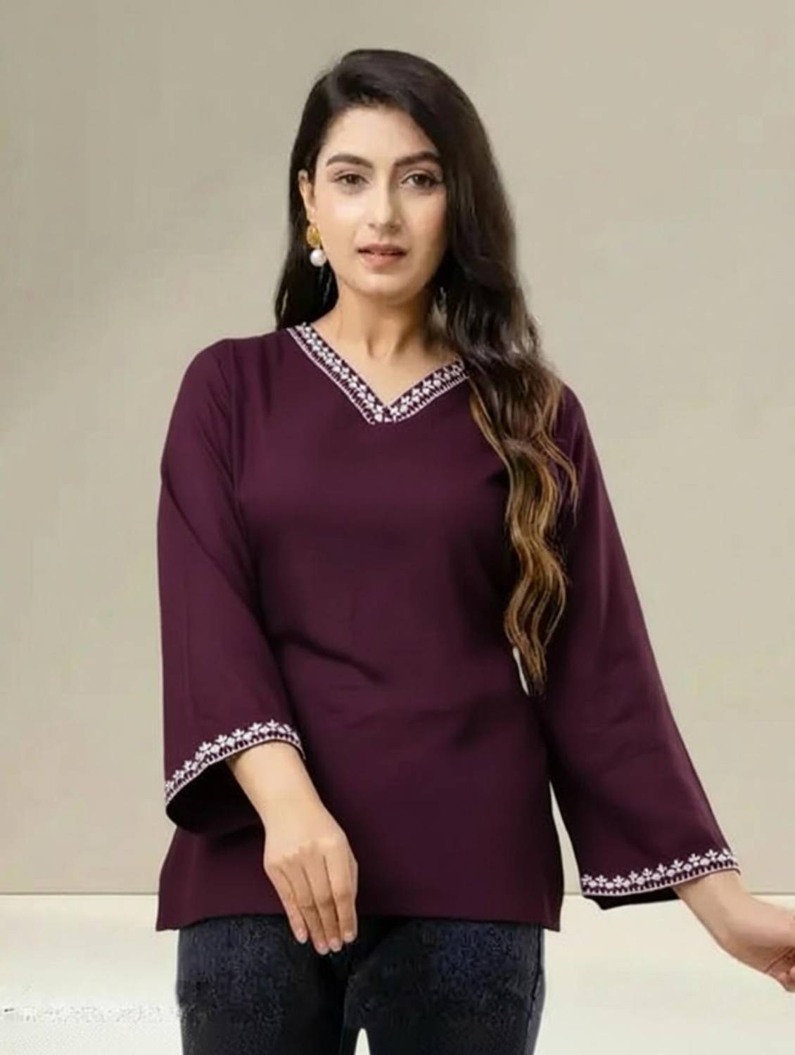 AGOKA Women Floral Print Straight Kurta