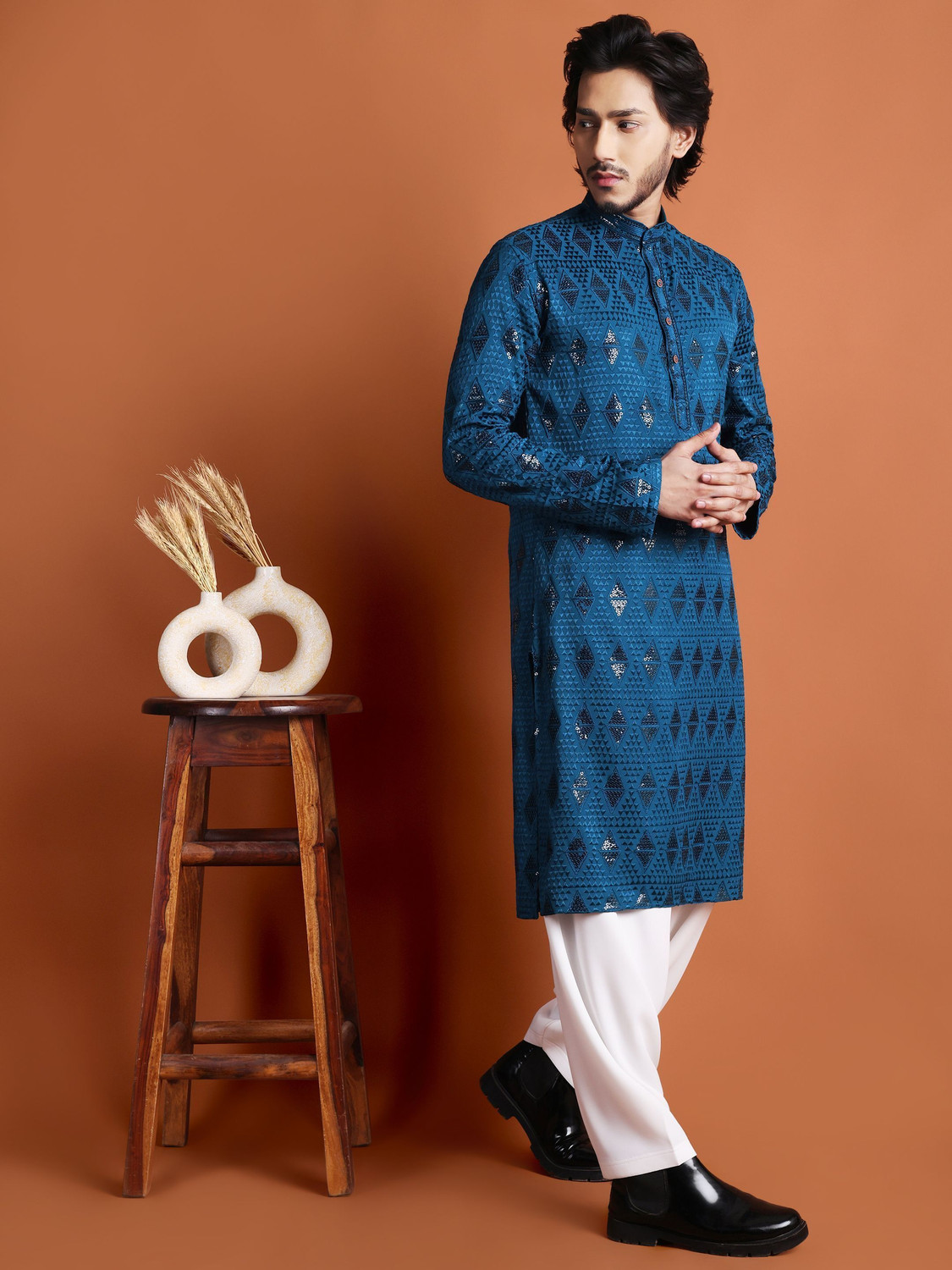 Image of TIBRA Men Embroidered, Embellished Straight Kurta