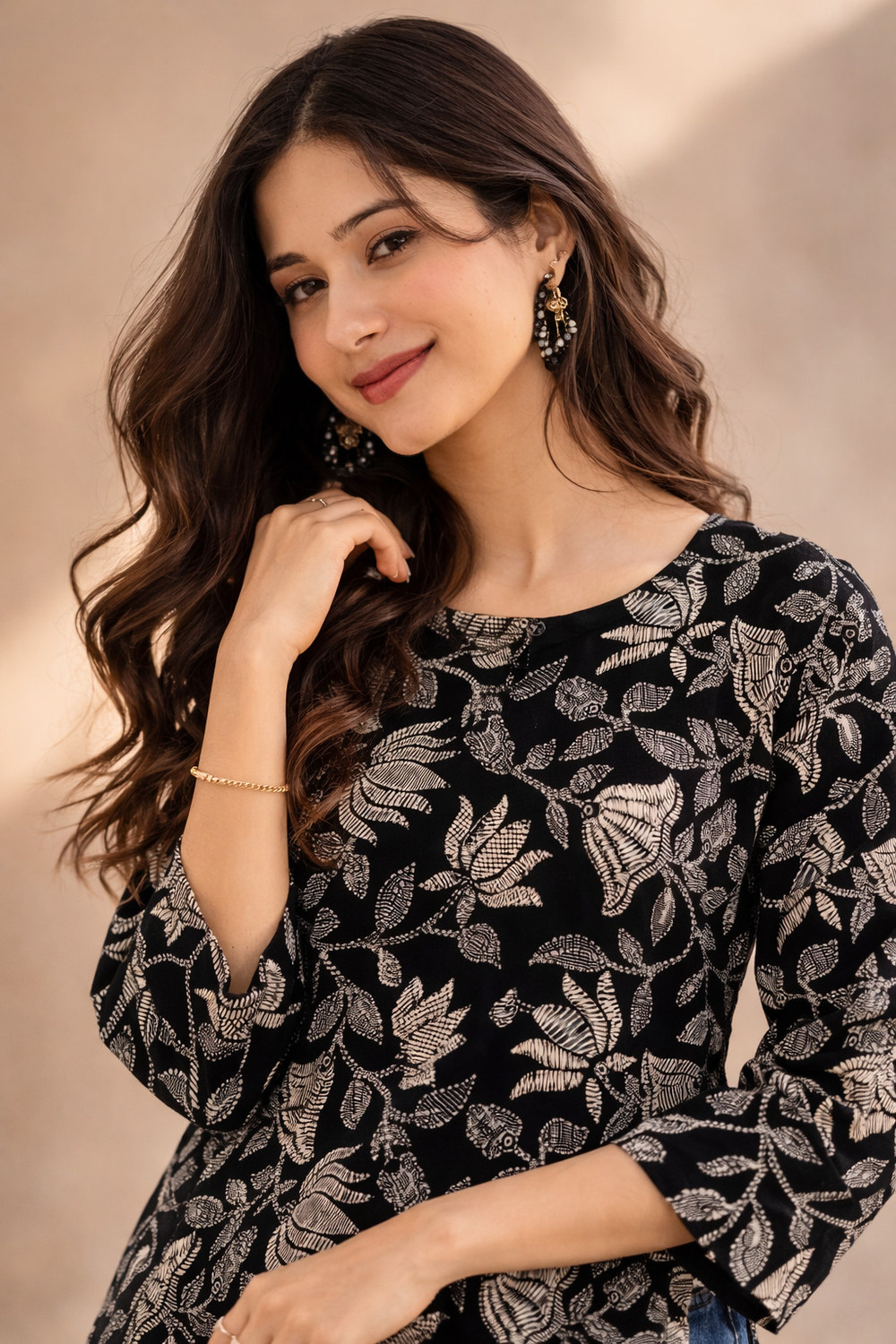 Image of ENAREZI Women Printed Straight Kurta