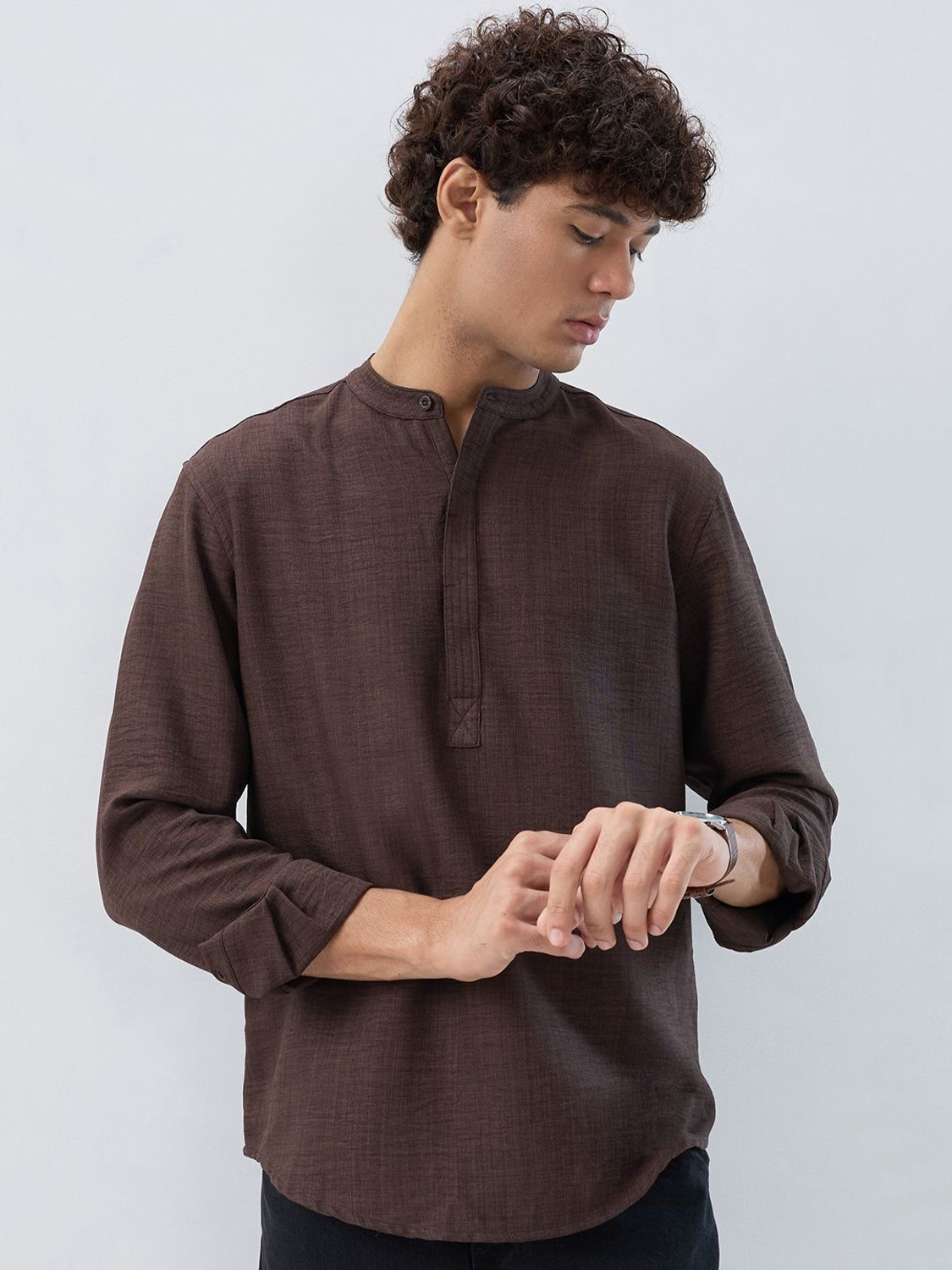 Image of HERE&NOW Men Solid Straight Kurta