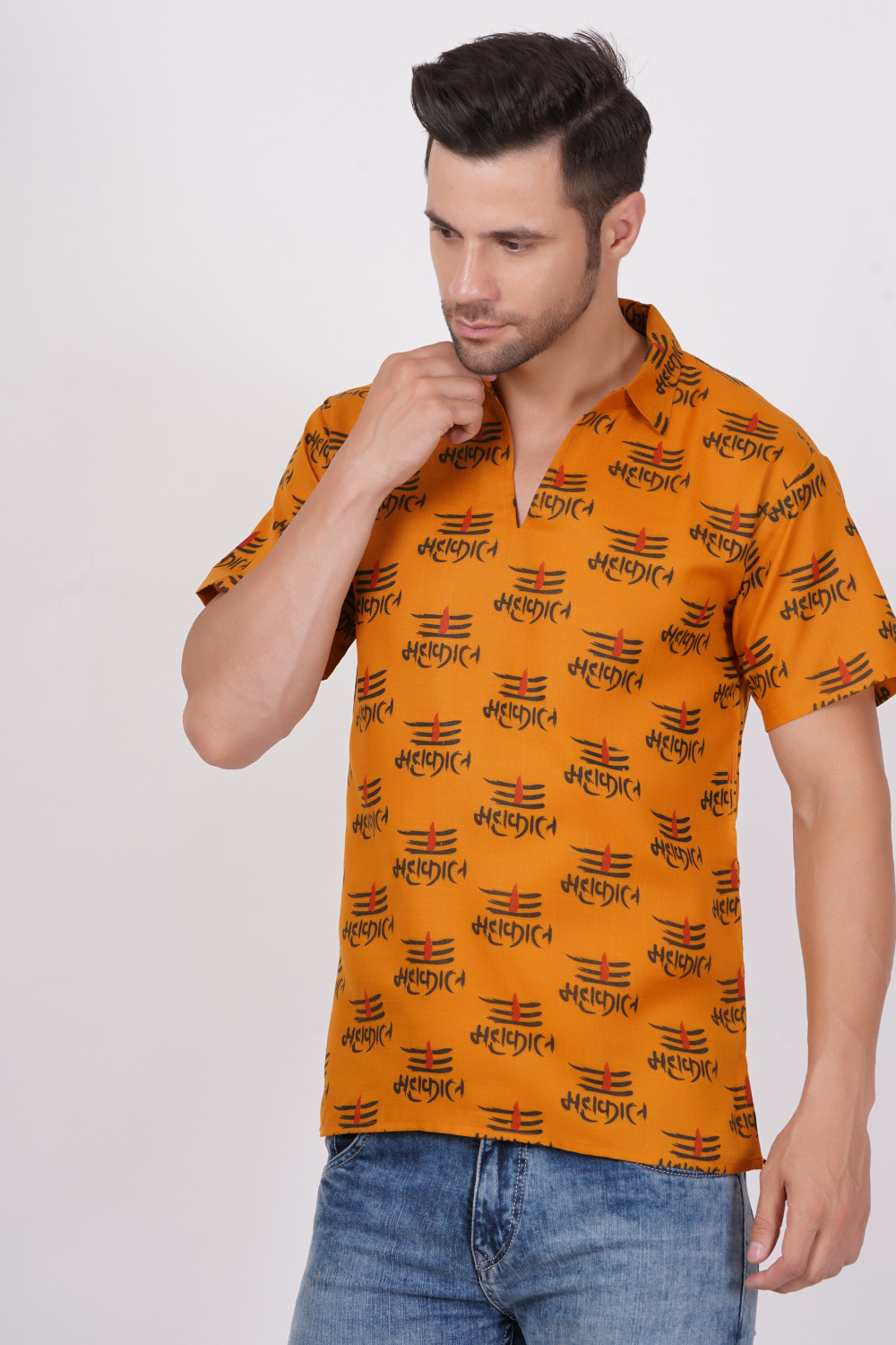 Image of AXOLOTL Men Printed Straight Kurta