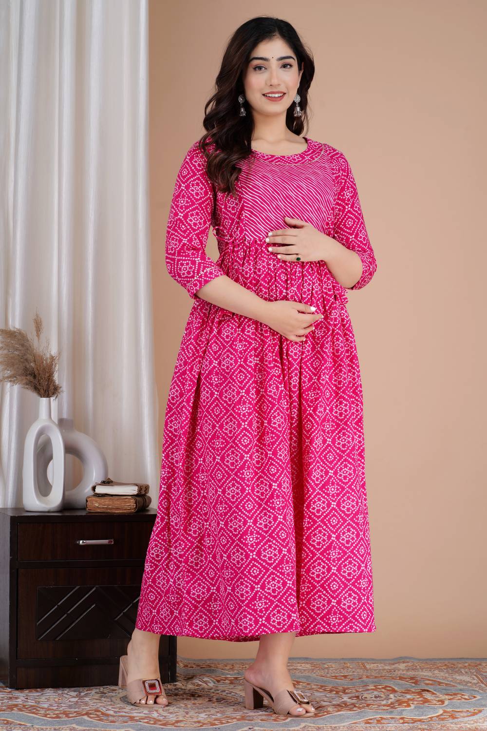 Tulsiram Women Printed Pure Cotton Anarkali Kurta (Pink, White)