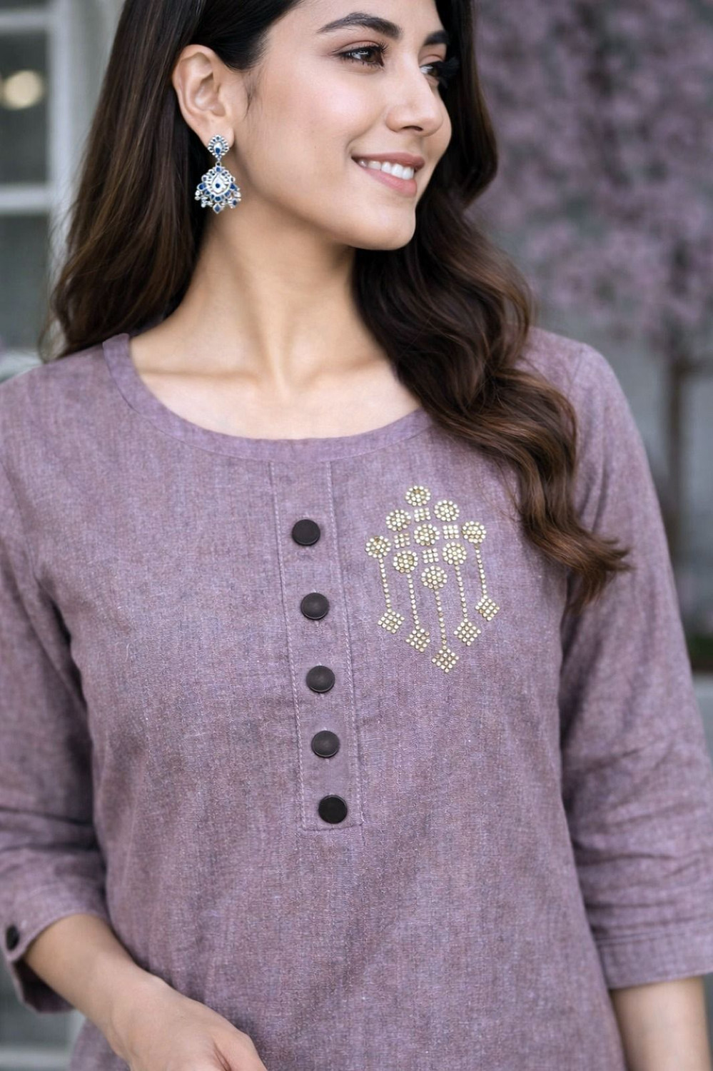 Image of Five Star Fashion Women Embellished Straight Kurta