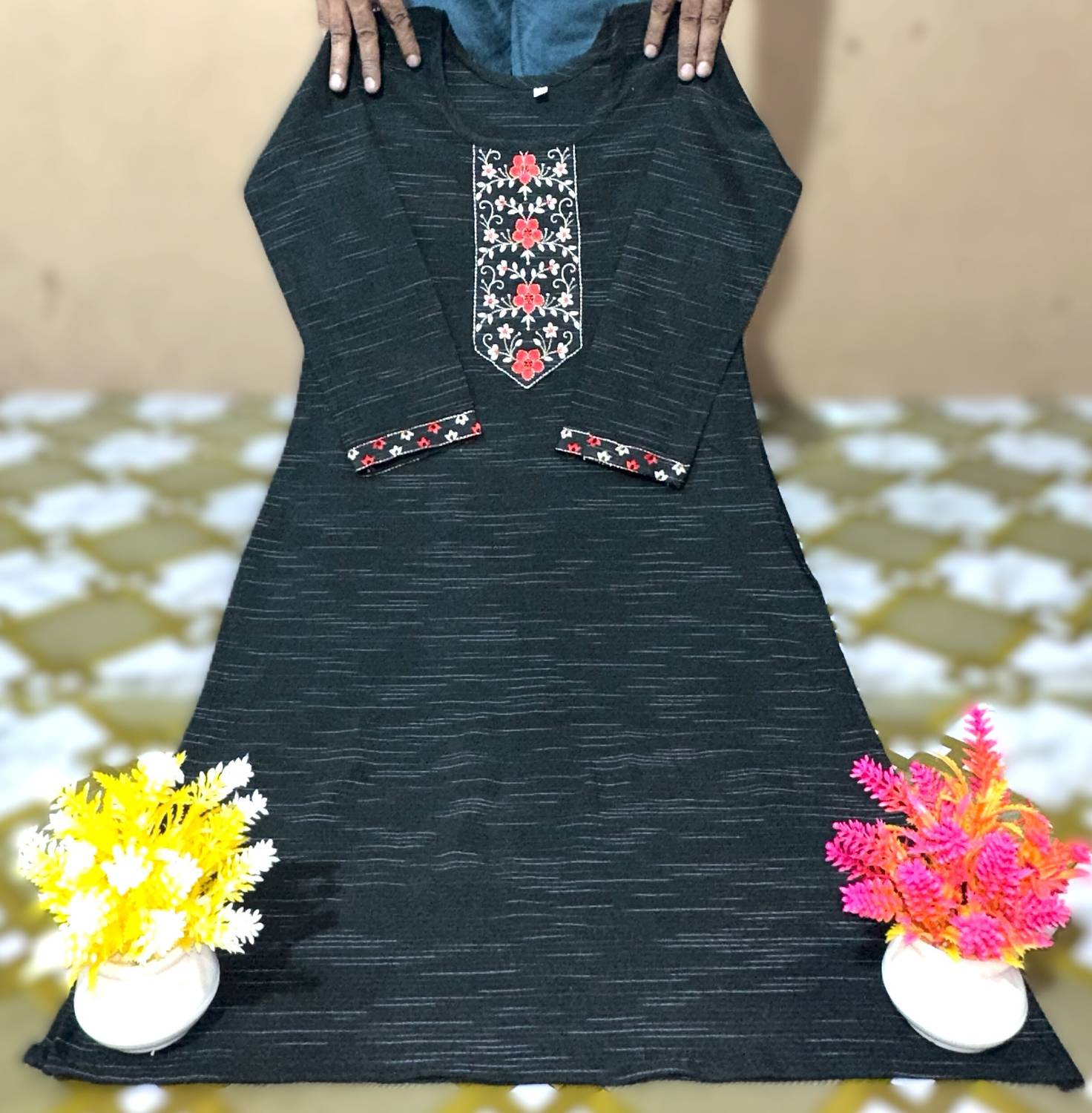 AUZAAI COLLECTION Women Self Design Straight Kurta