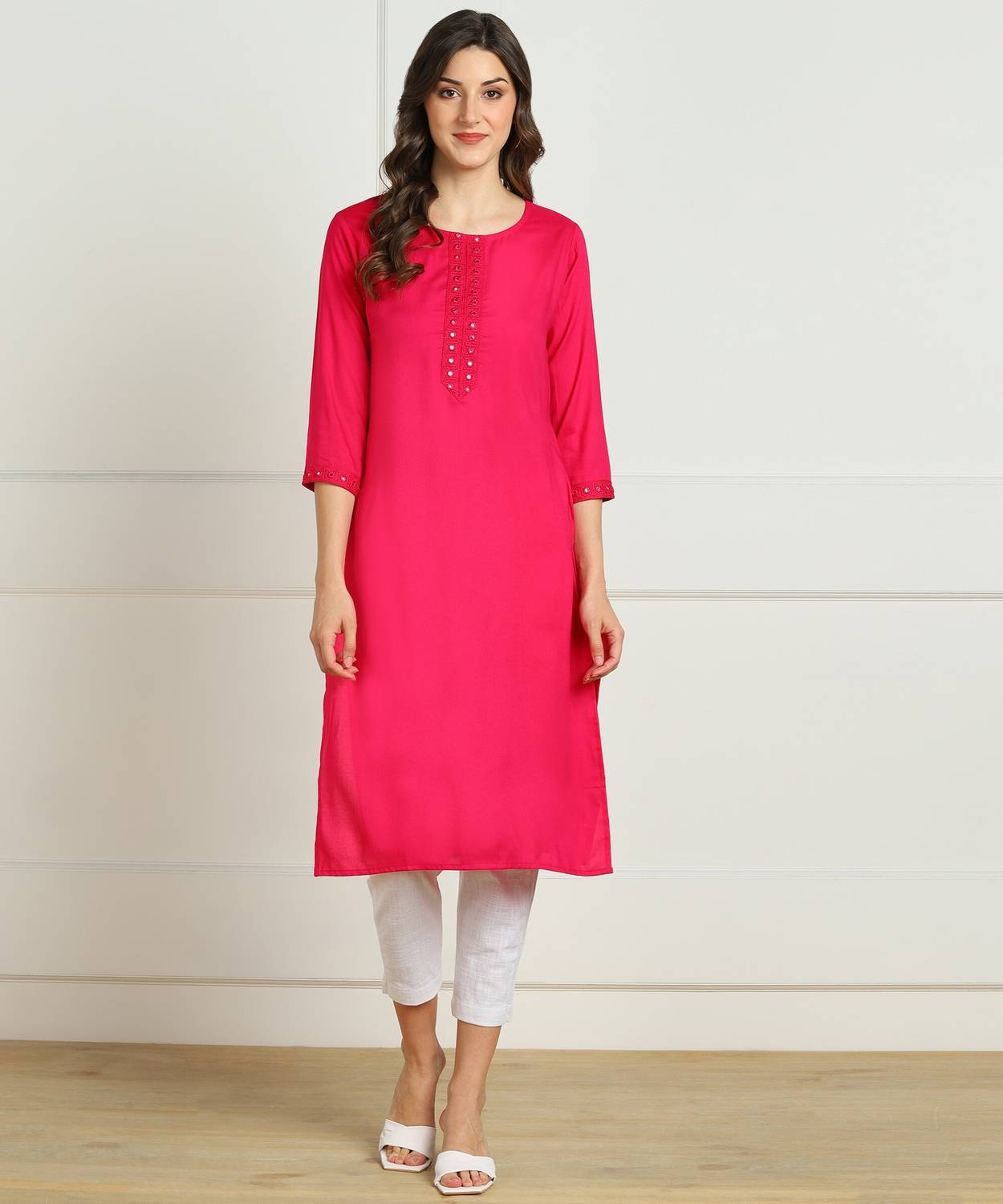 VEDANA Women Embroidered Viscose Rayon Straight Kurta (Pink)