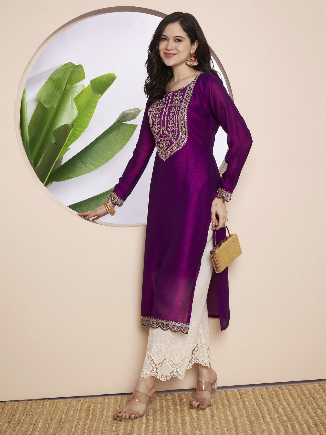 Image of HOUSE OF SETHIA Women Embroidered Straight Kurta