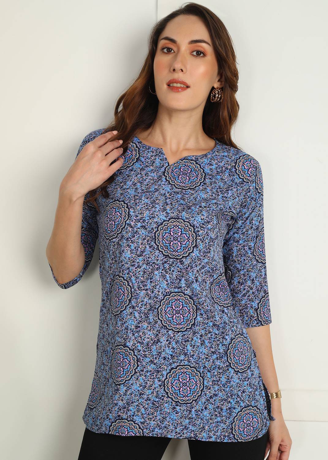AARAGANA Women Printed Straight Kurta