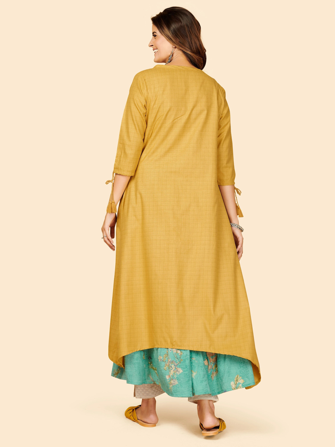 Image of VBUYZ Women Embroidered Anarkali Kurta