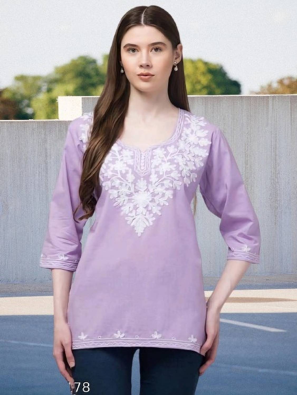 AKSHA CREATION Women Embroidered Straight Kurta