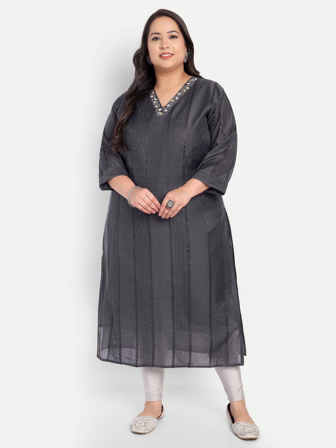 4U Fashion Women Embellished Straight Kurta
