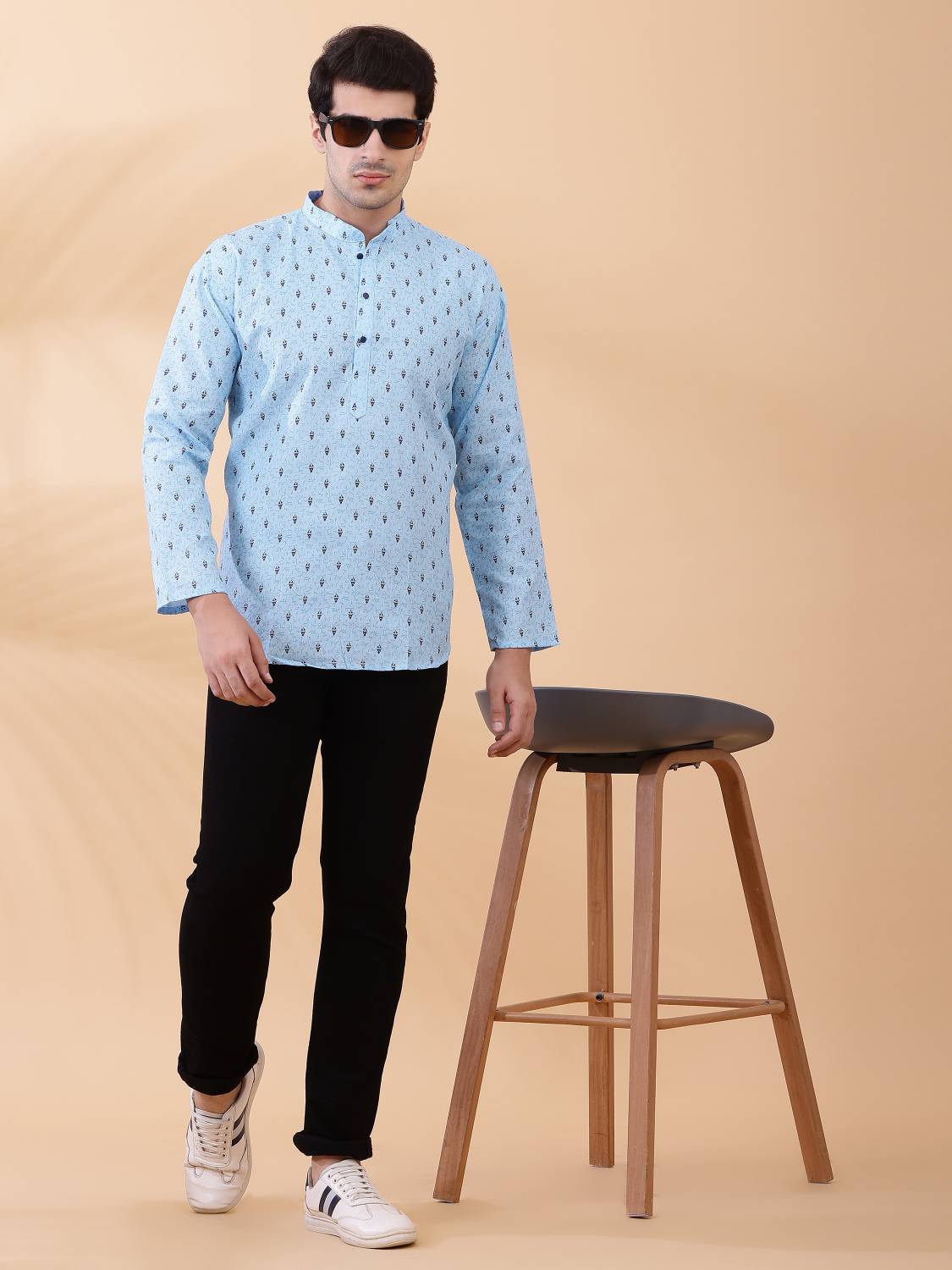CHIRASVI Men Printed Straight Kurta