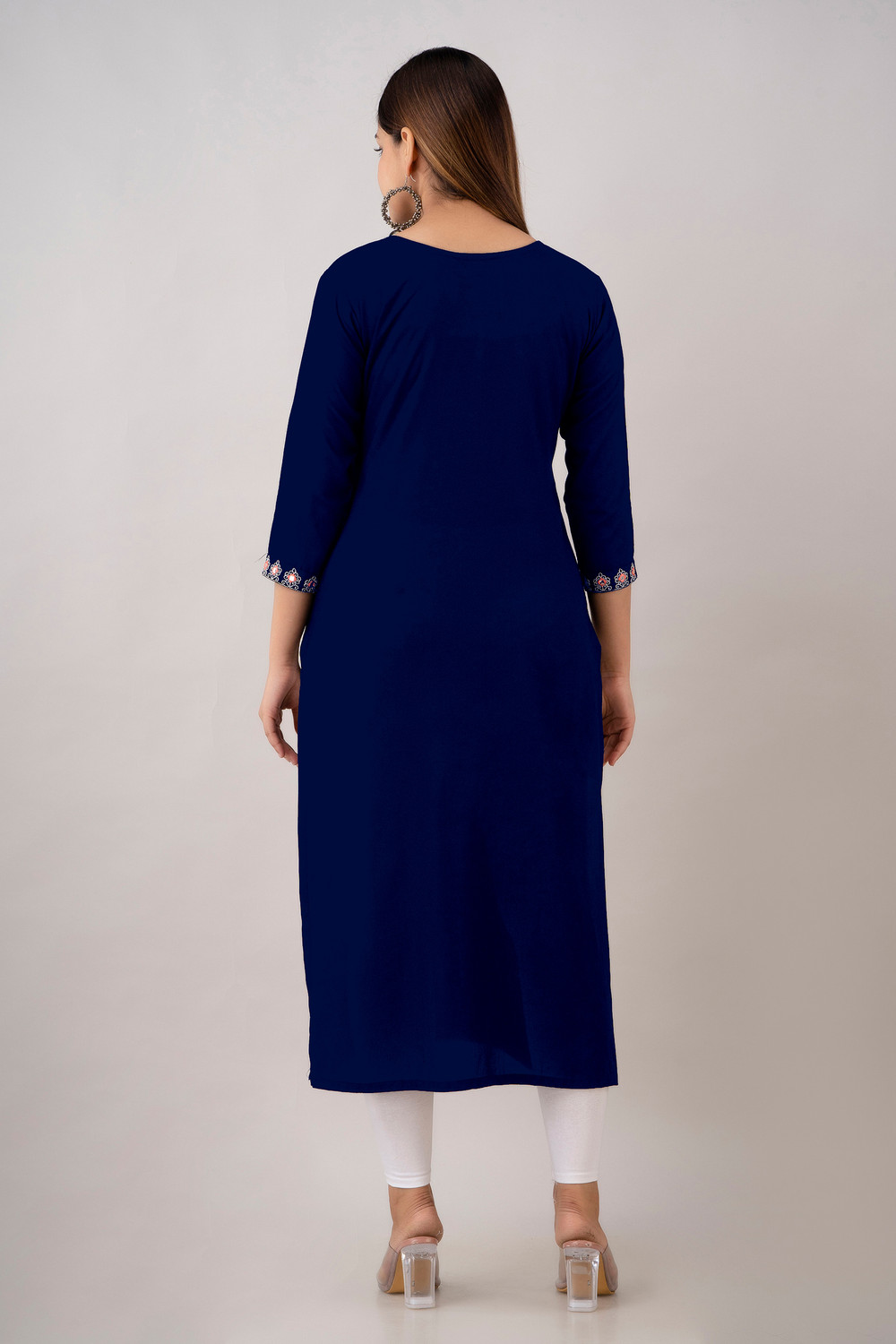 Image of Kapadia Women Embroidered Straight Kurta