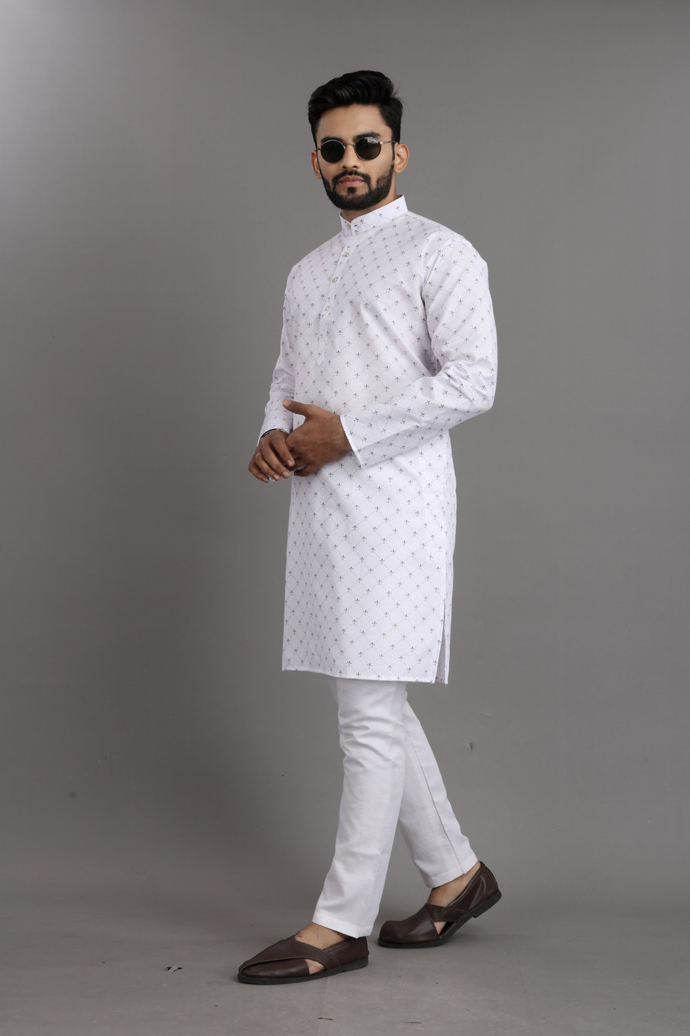Image of SOPANI Men Solid Kurta
