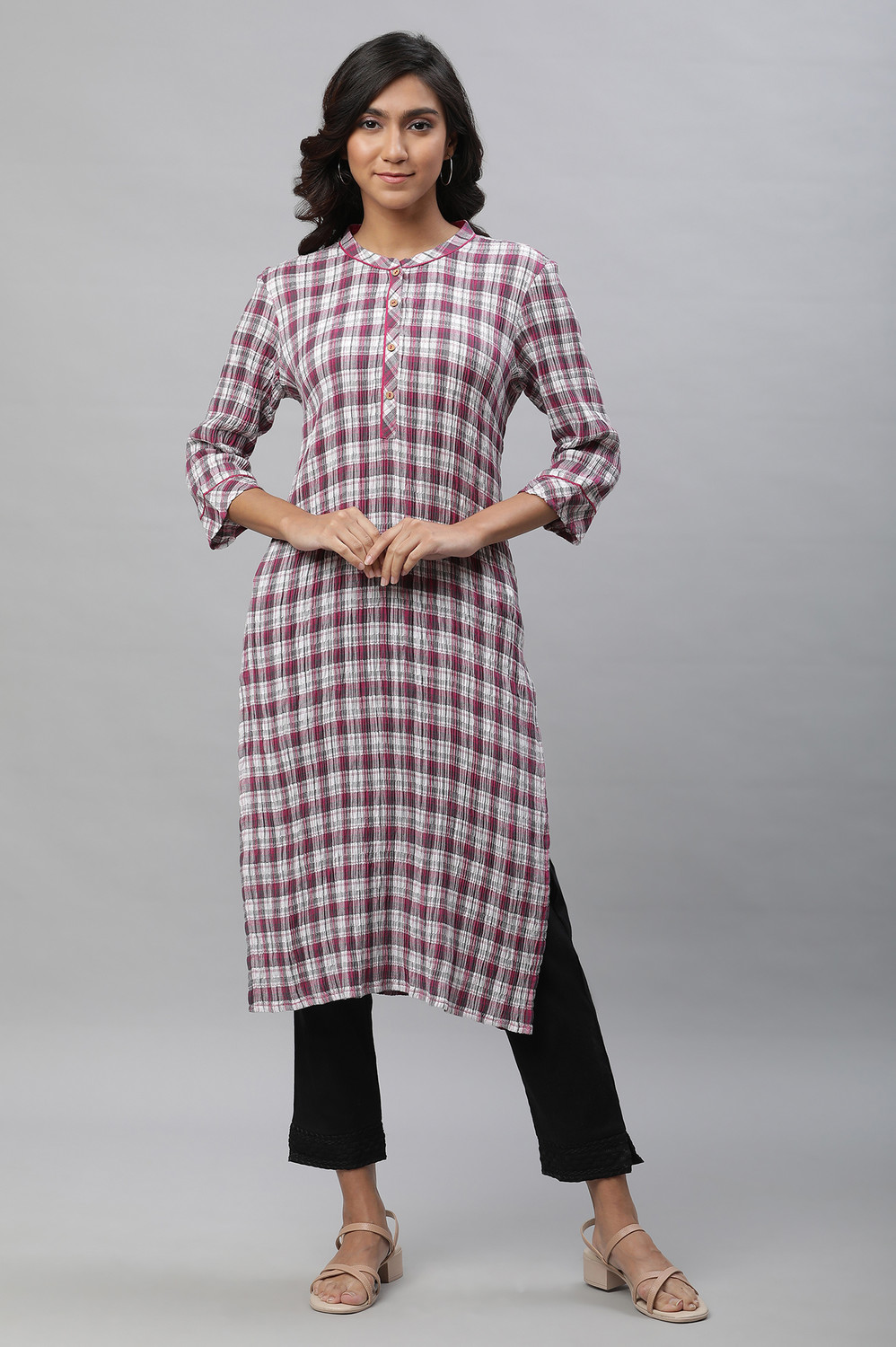 Image of Aurelia Women Checkered Straight Kurta