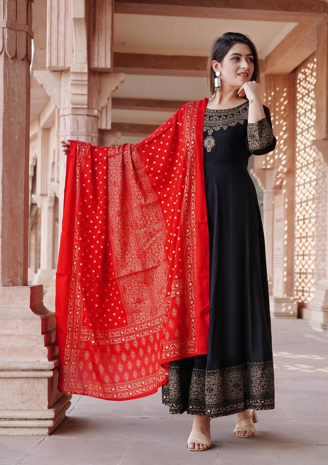 SkyAsia Women Printed Pure Cotton Anarkali Kurta With Attached Du