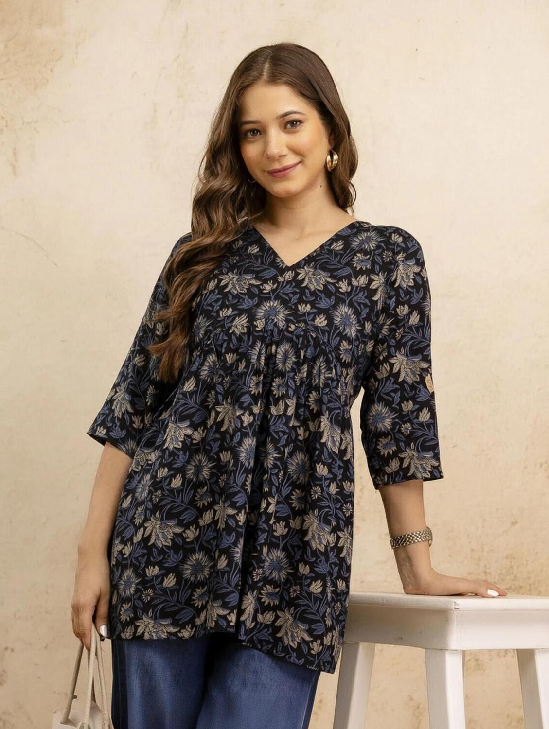 Image of Mialo fashion Women Printed Flared Kurta