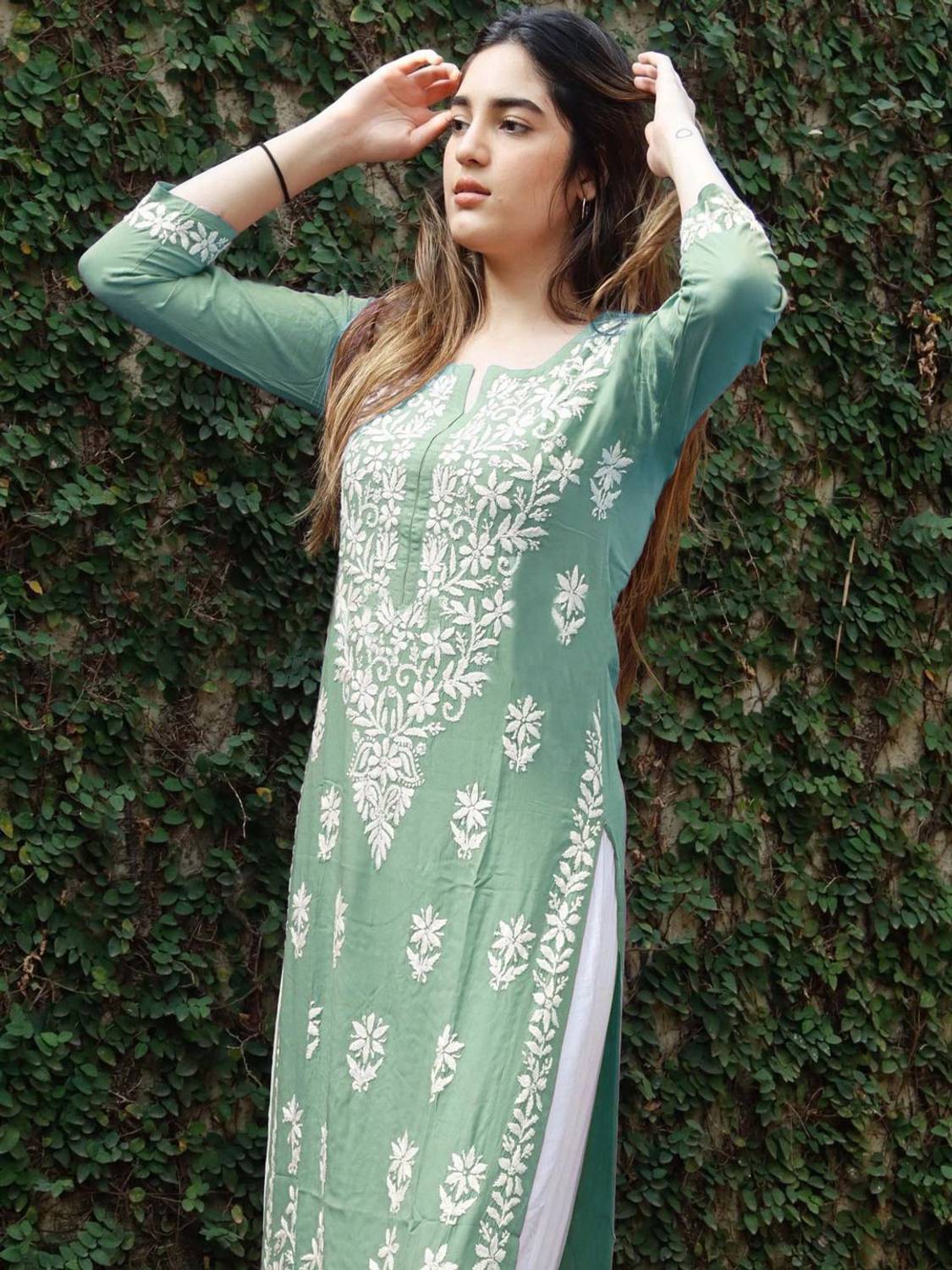 Ewedoos Women Embroidered Straight Kurta - Image 5