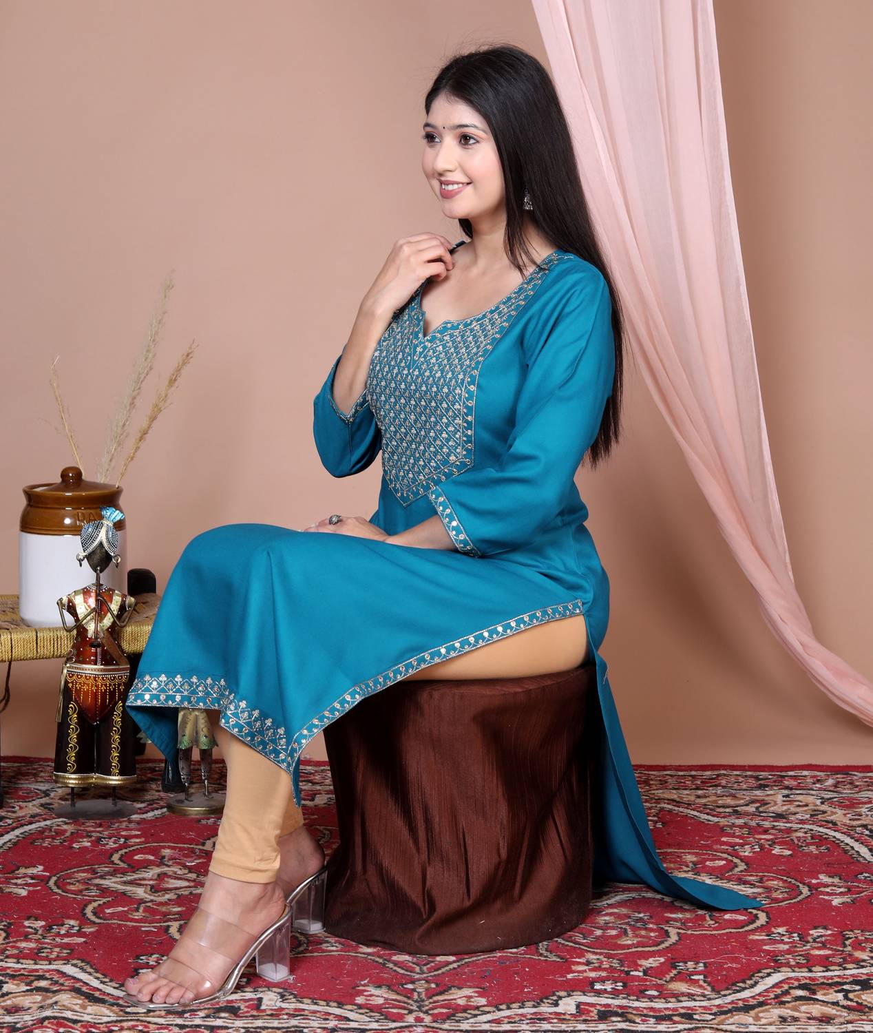 his&her Women Embroidered Viscose Rayon Straight Kurta (Light Blu