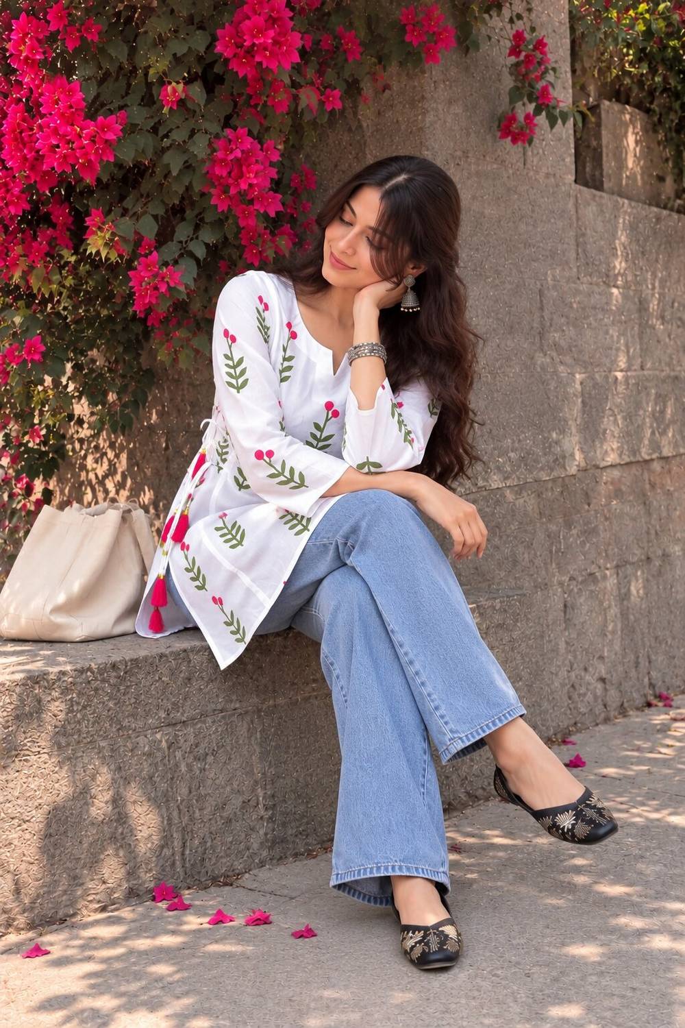 Glowworld Women Floral Print Tunic Kurta - Image 4