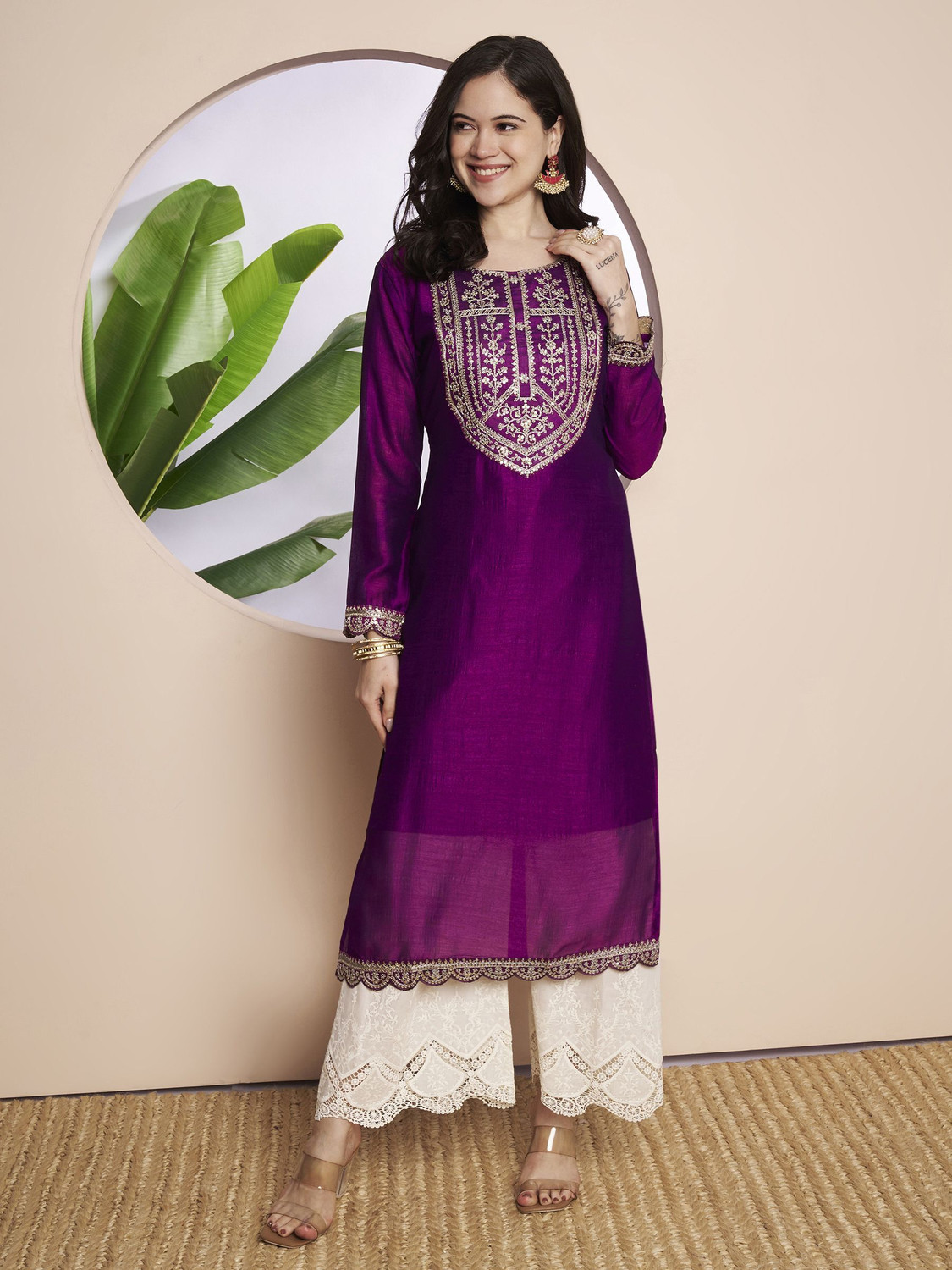 Image of HOUSE OF SETHIA Women Embroidered Straight Kurta