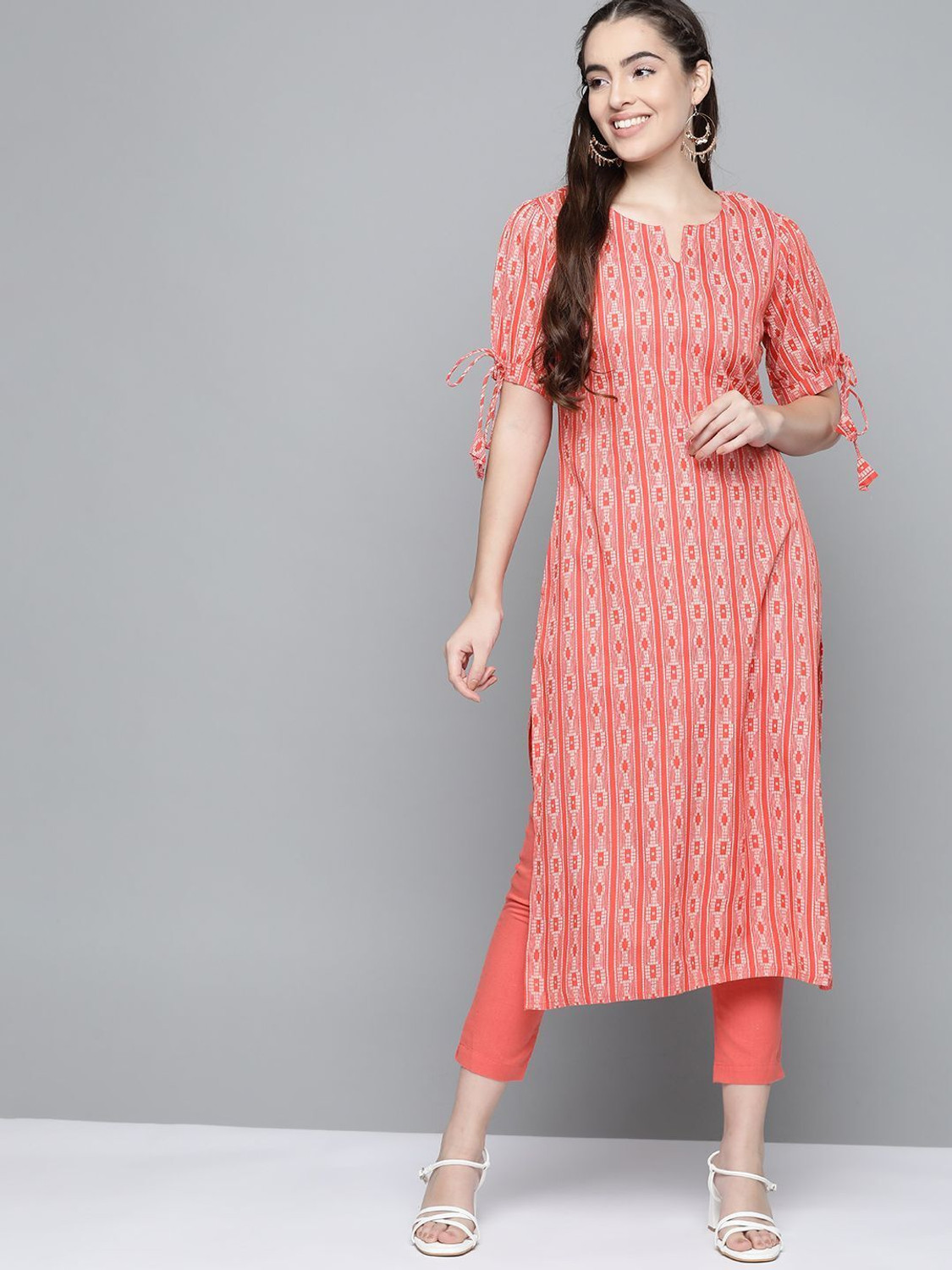 Image of HERE&NOW Women Geometric Print Straight Kurta