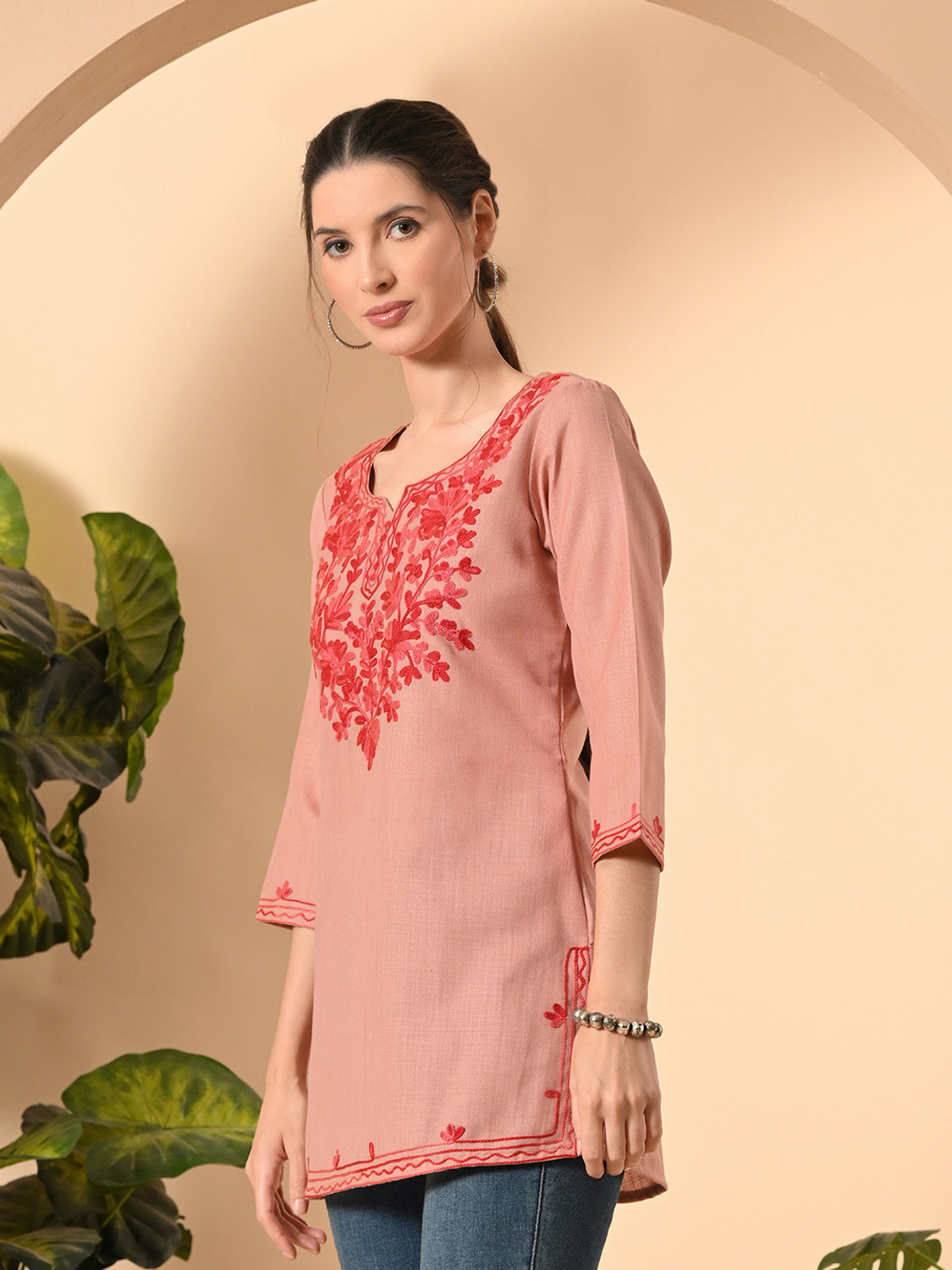 Image of Akshatani Women Embroidered Straight Kurta