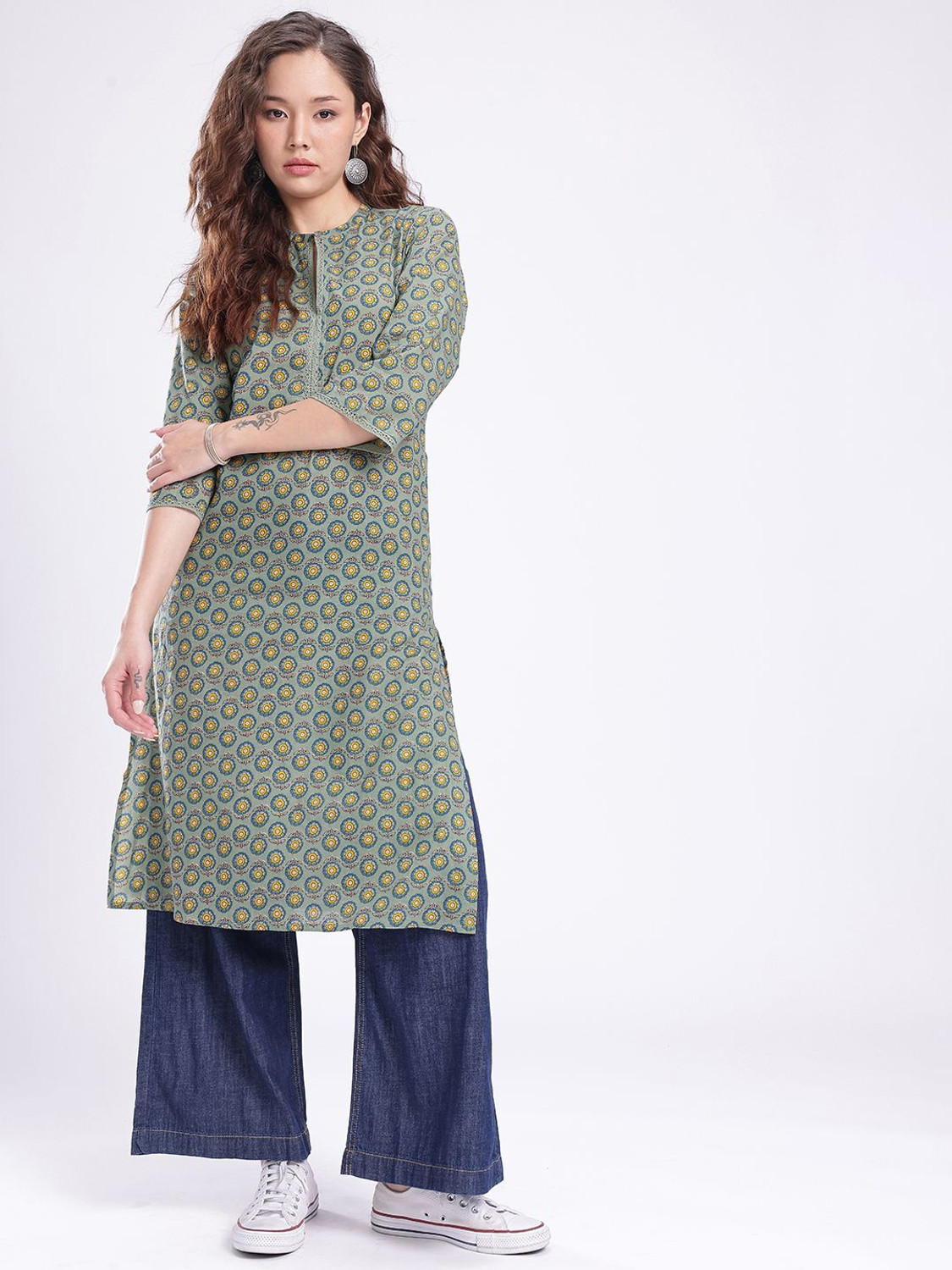 Image of fusion by glitchez Floral Print Pure Cotton Straight Kurta for Women (Green)
