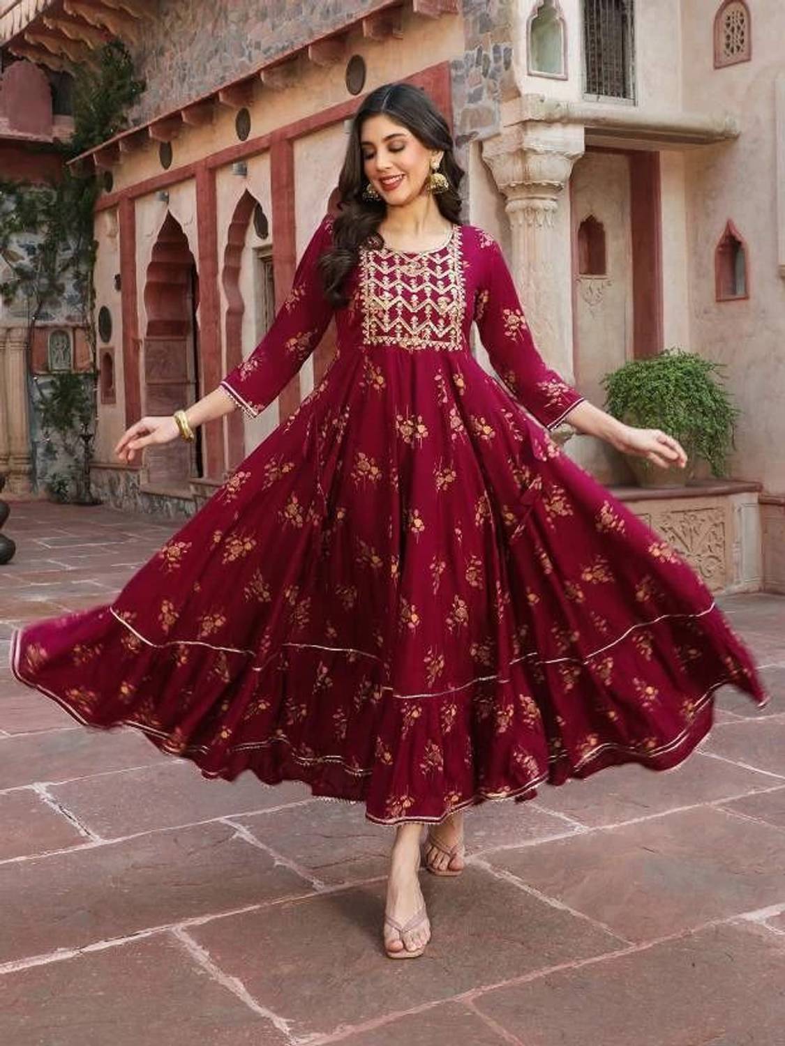Kedarnath creation Women Embroidered Viscose Rayon Anarkali Kurta