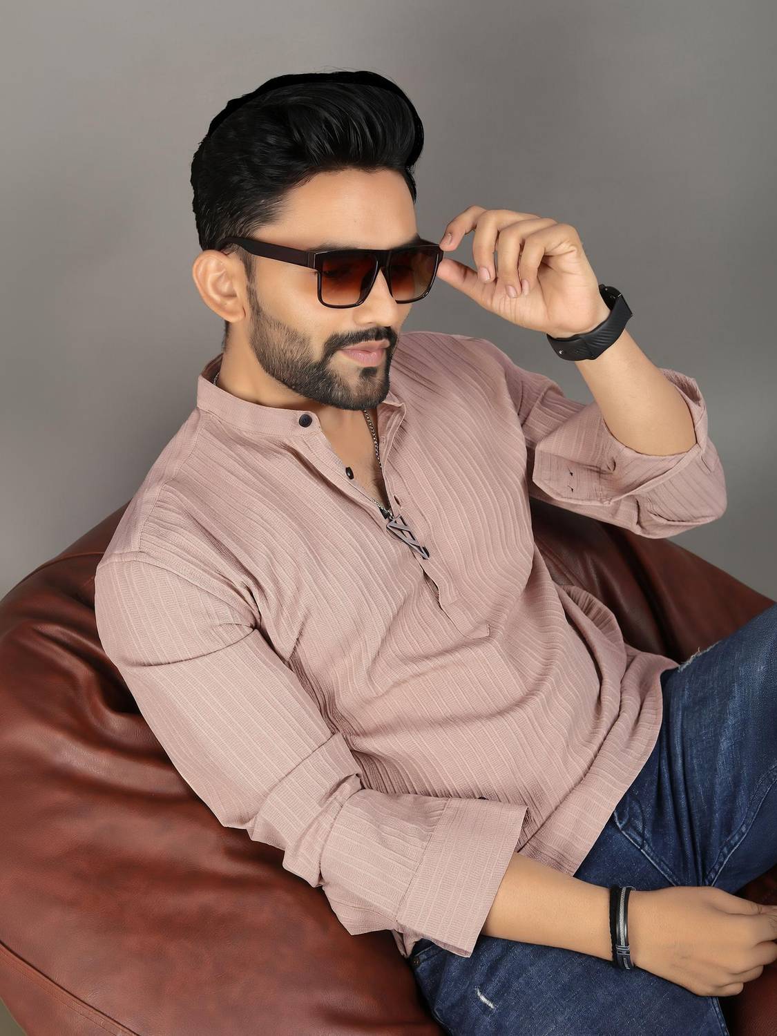 Nofilter Men Beige Solid Straight Kurta - Image 1
