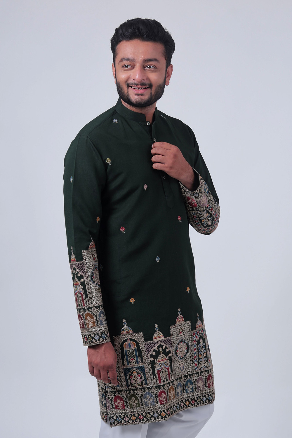 Image of Varbandhan Men Embroidered Straight Kurta