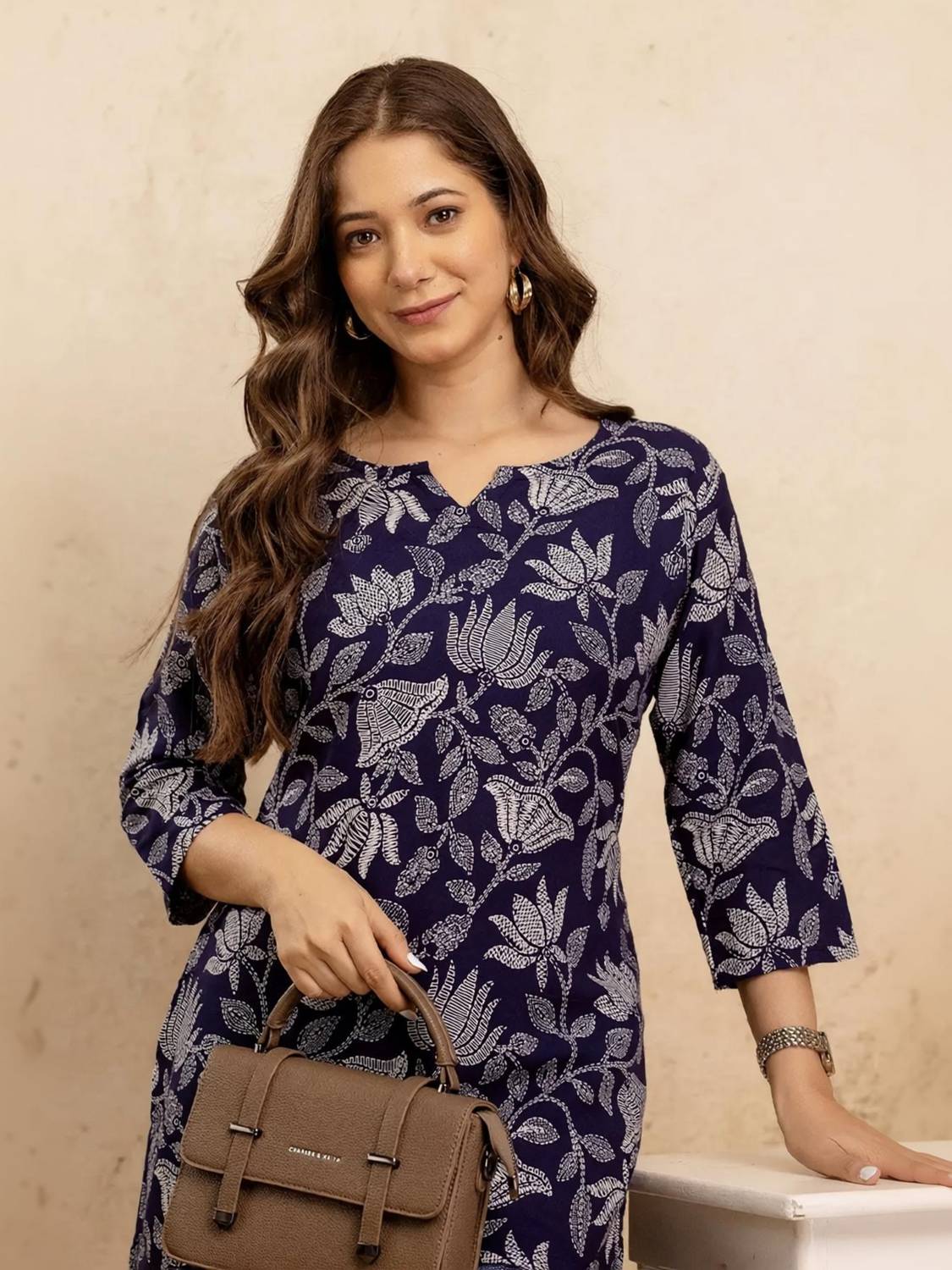 CHARVISCHOICE Women Embroidered Straight Kurta
