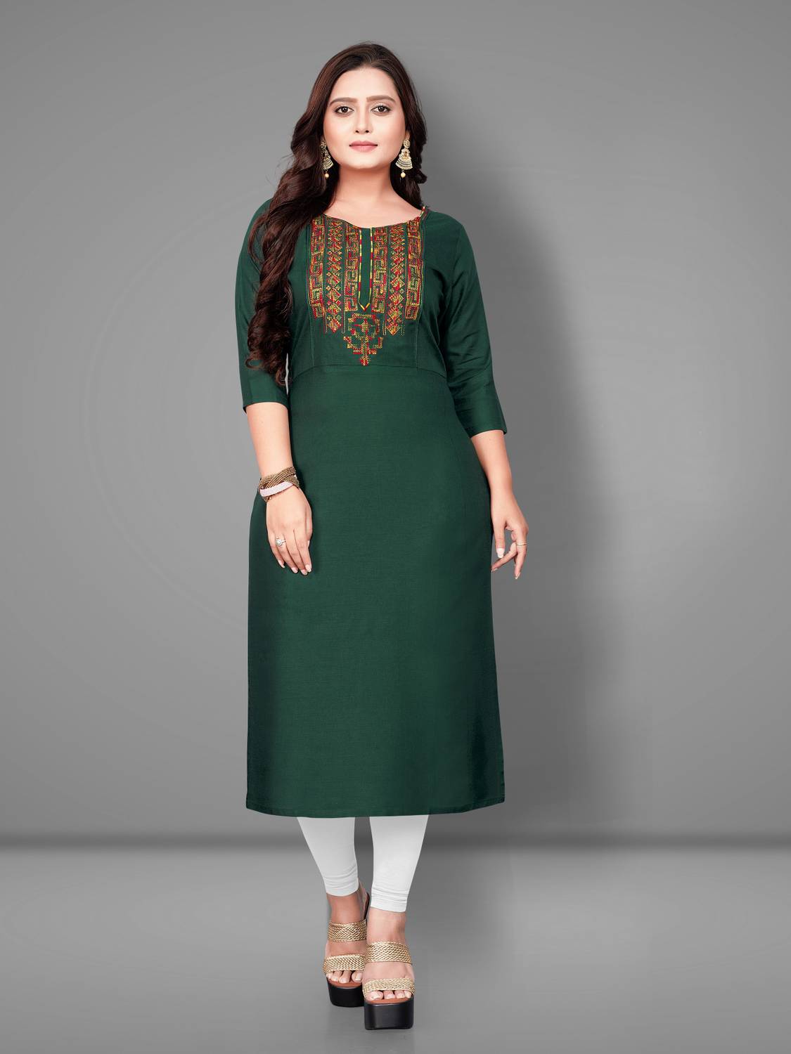Hetsa Women Embroidered Viscose Rayon Straight Kurta (Dark Green)