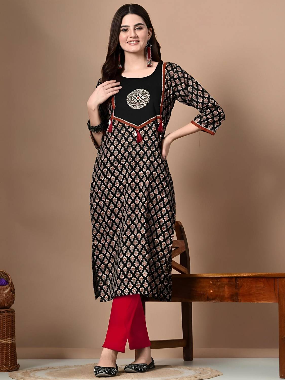 Geetanjali collection Women Printed Straight Kurta