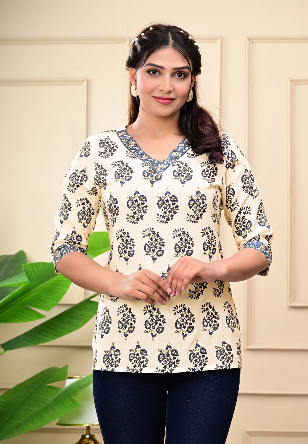Zaneta Women Printed Viscose Rayon Straight Kurta (Beige)