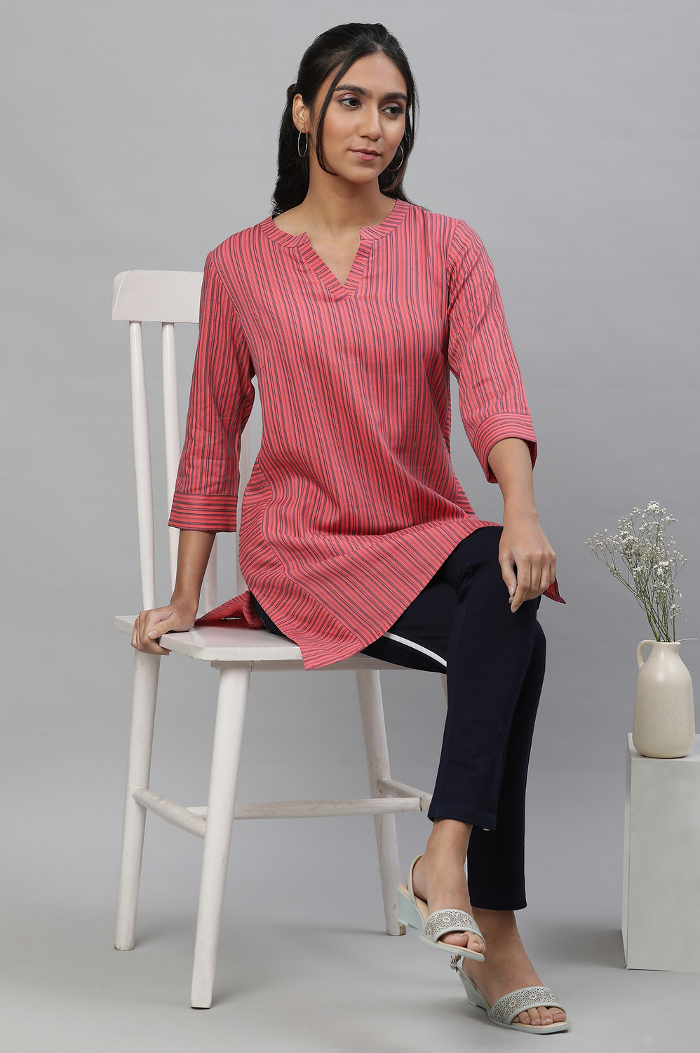 Image of Aurelia Women Printed Straight Kurta