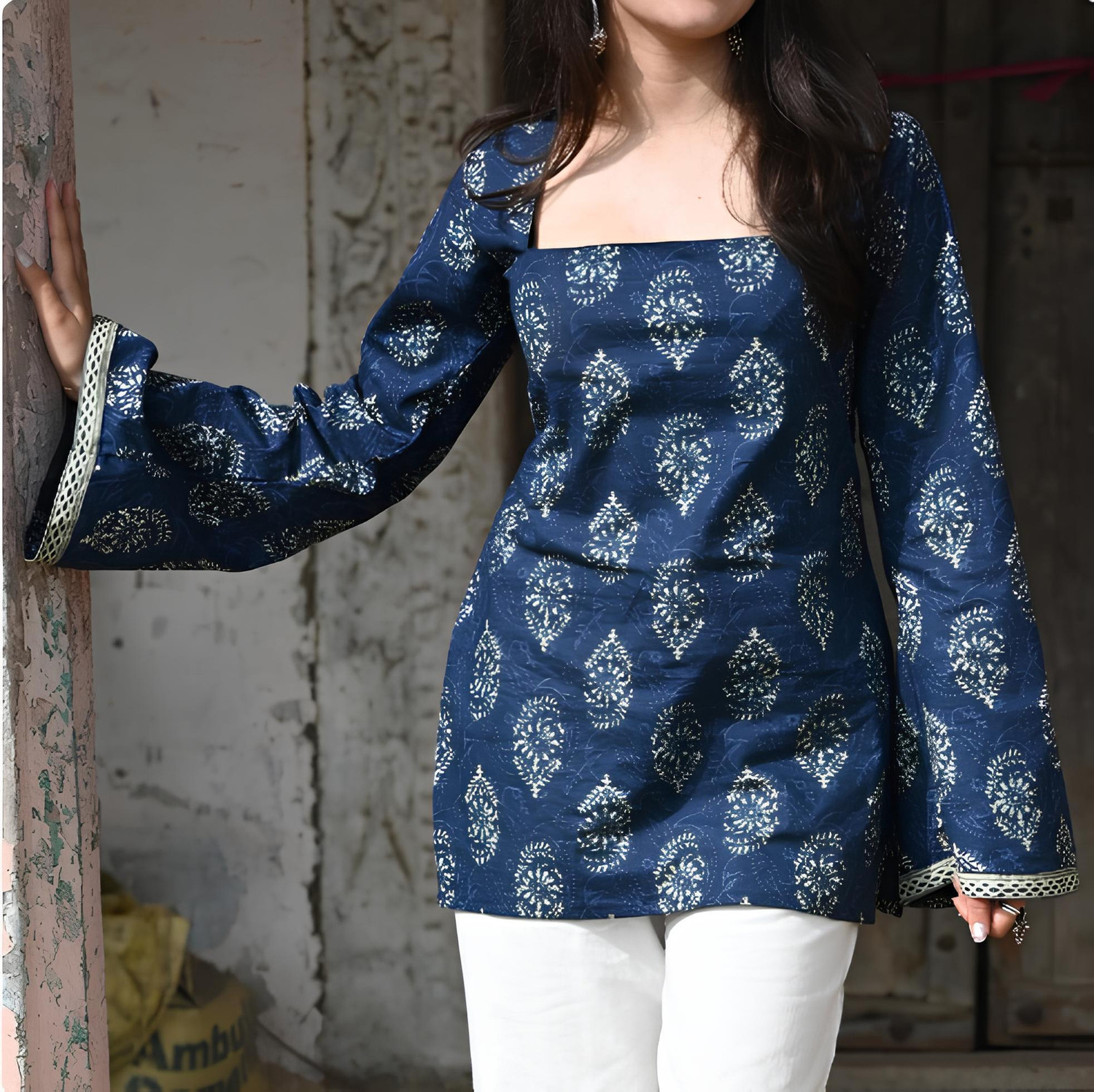 Image of SARVASTRIKA Women Printed Tunic Kurta