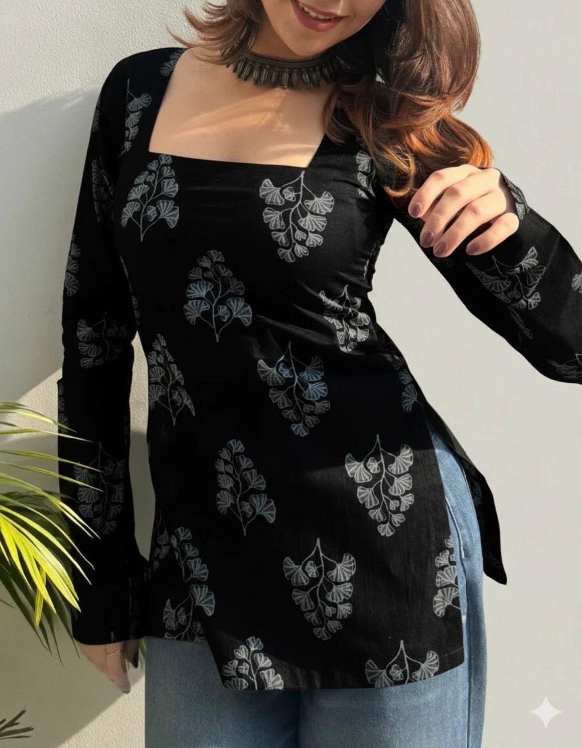 Image of MARKHYA WALA Women Printed High Low Kurta
