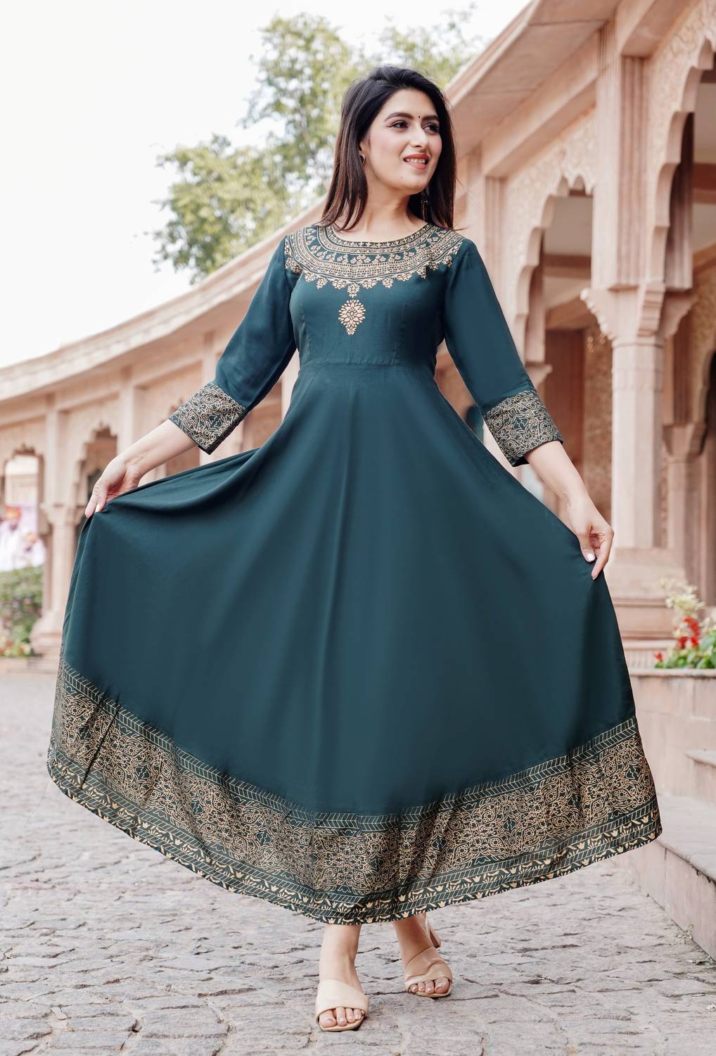 SkyAsia Women Printed Pure Cotton Anarkali Kurta With Attached Du
