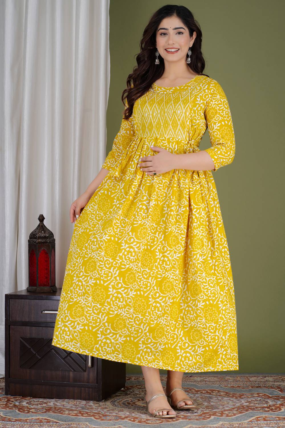 Tulsiram Women Printed Pure Cotton Anarkali Kurta (Yellow, White)