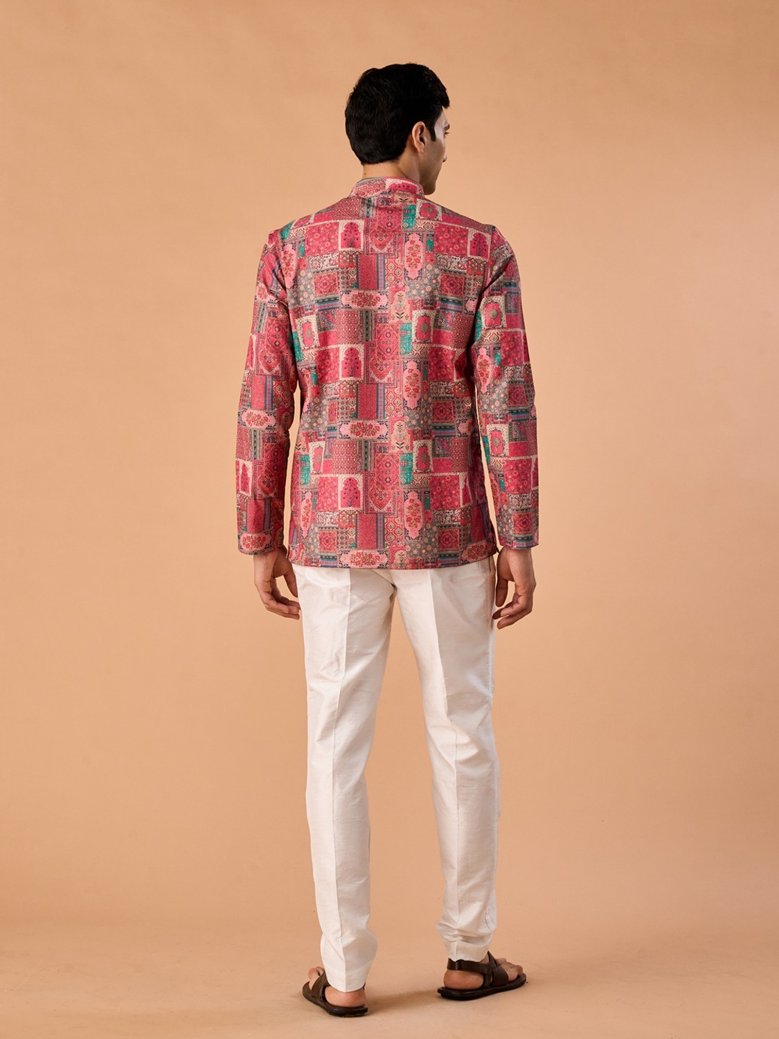 Image of MANYAVAR Men Printed Straight Kurta