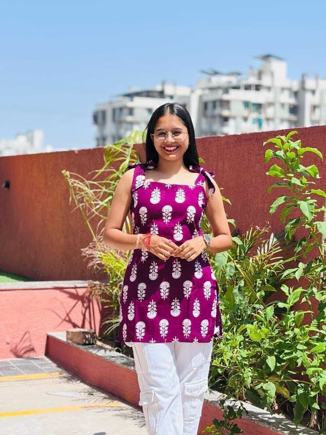 Image of SHIVANKENTERPRISE Women Printed Straight Kurta