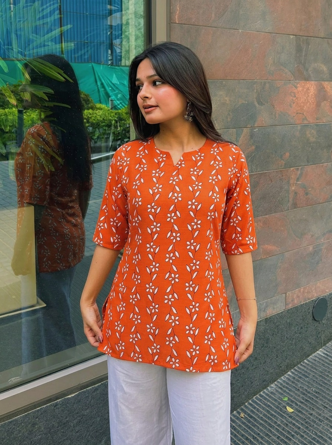 Image of 1 Stop Fashion Women Floral Print Straight Kurta