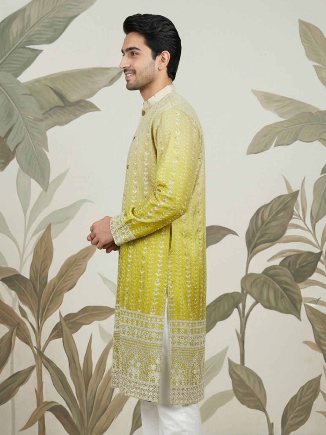 Image of Jompers Men Embroidered Straight Kurta
