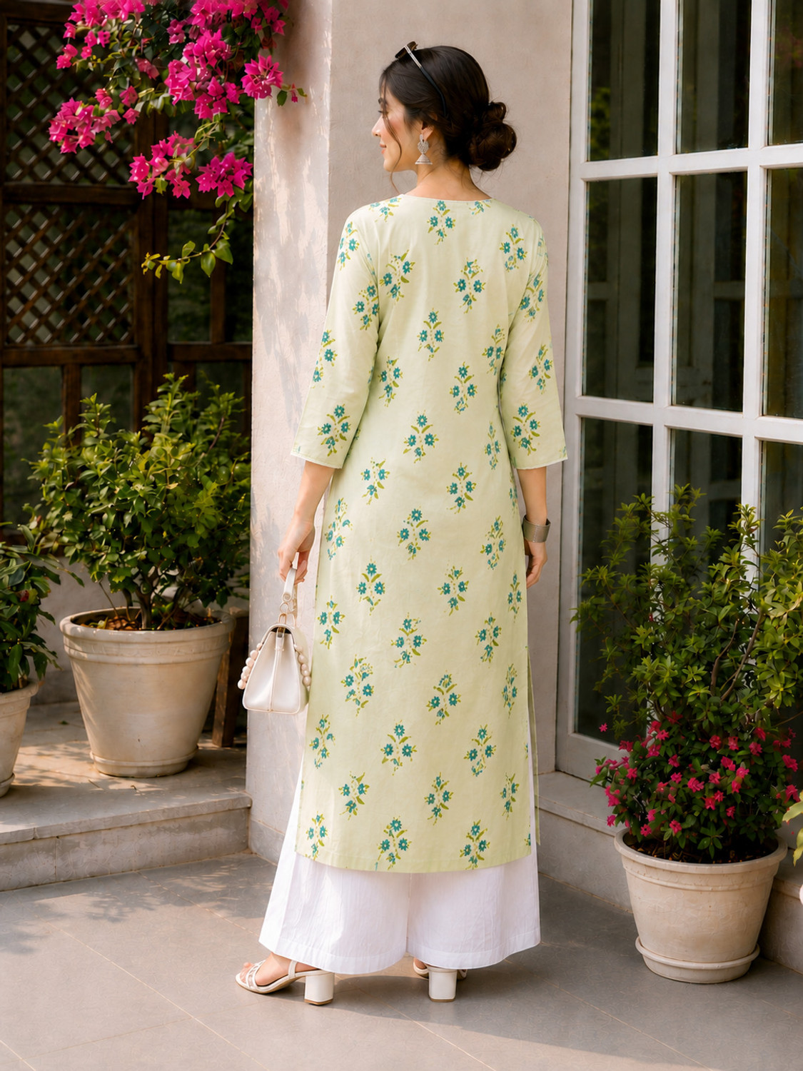 Image of Fyunl Women Printed Straight Kurta