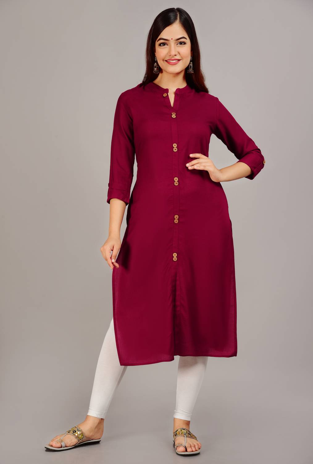 NEW4U Women Solid Viscose Rayon Straight Kurta (Maroon)