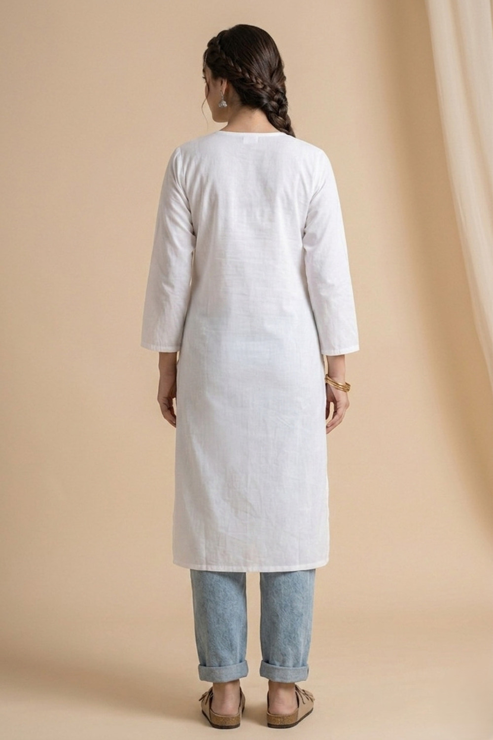 Image of Elaasa Women Chikan Embroidery Straight Kurta