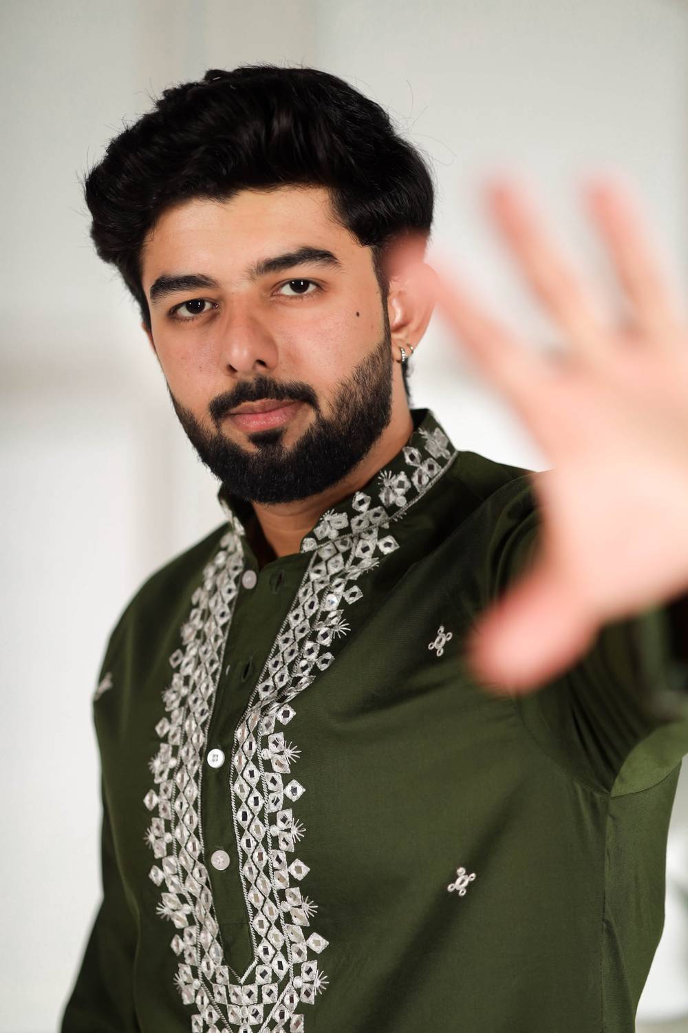Koshin Men Embroidered Straight Kurta - Image 1